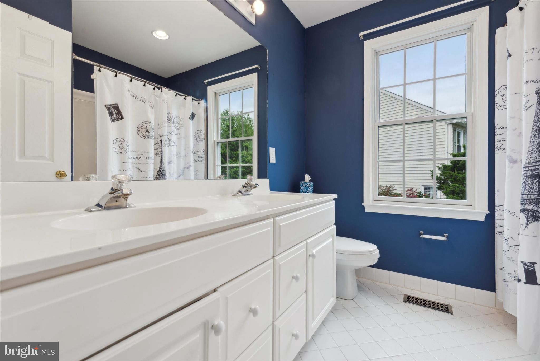 SUMMERHILL - Residential