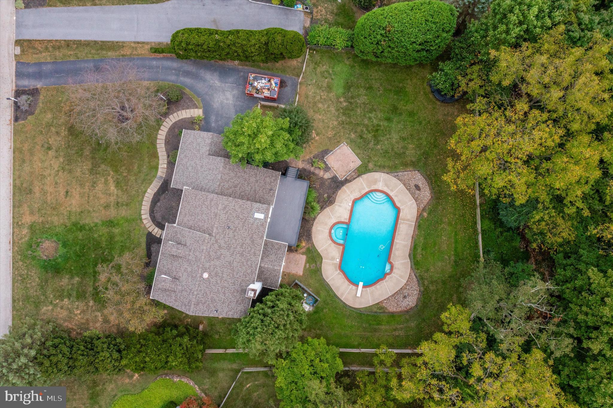 SUMMERHILL - Residential