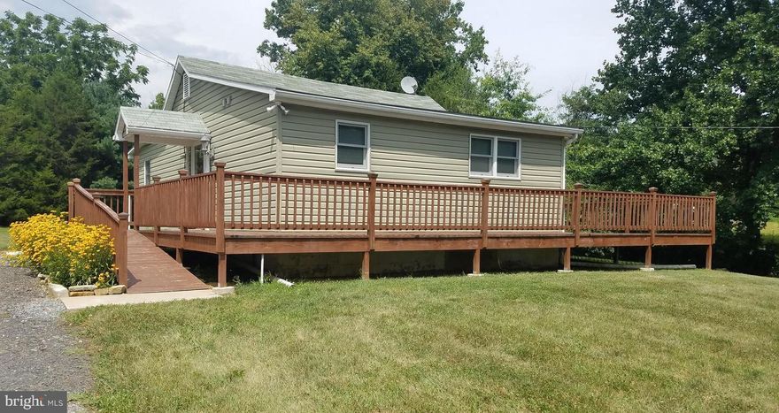 NO PETS        NO SMOKING
This is a charming 2-bedroom, 1-bath home offers easy main-level living with plenty of natural light, a cozy deck, and a convenient 1-car garage and a basement for storage. Tenant pays all utilities. Use of the garage would be an extra $50 per month.