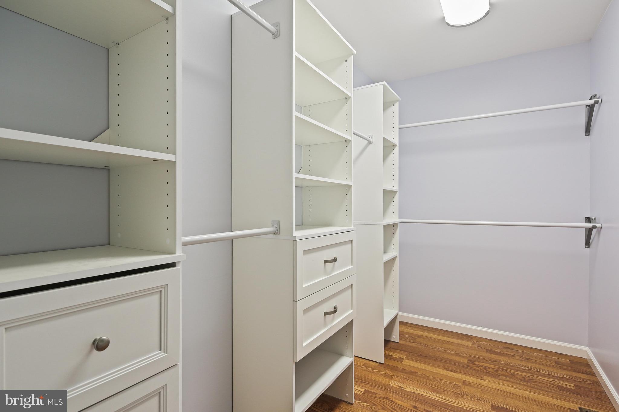 WOODS OF BAYVIEW - Residential