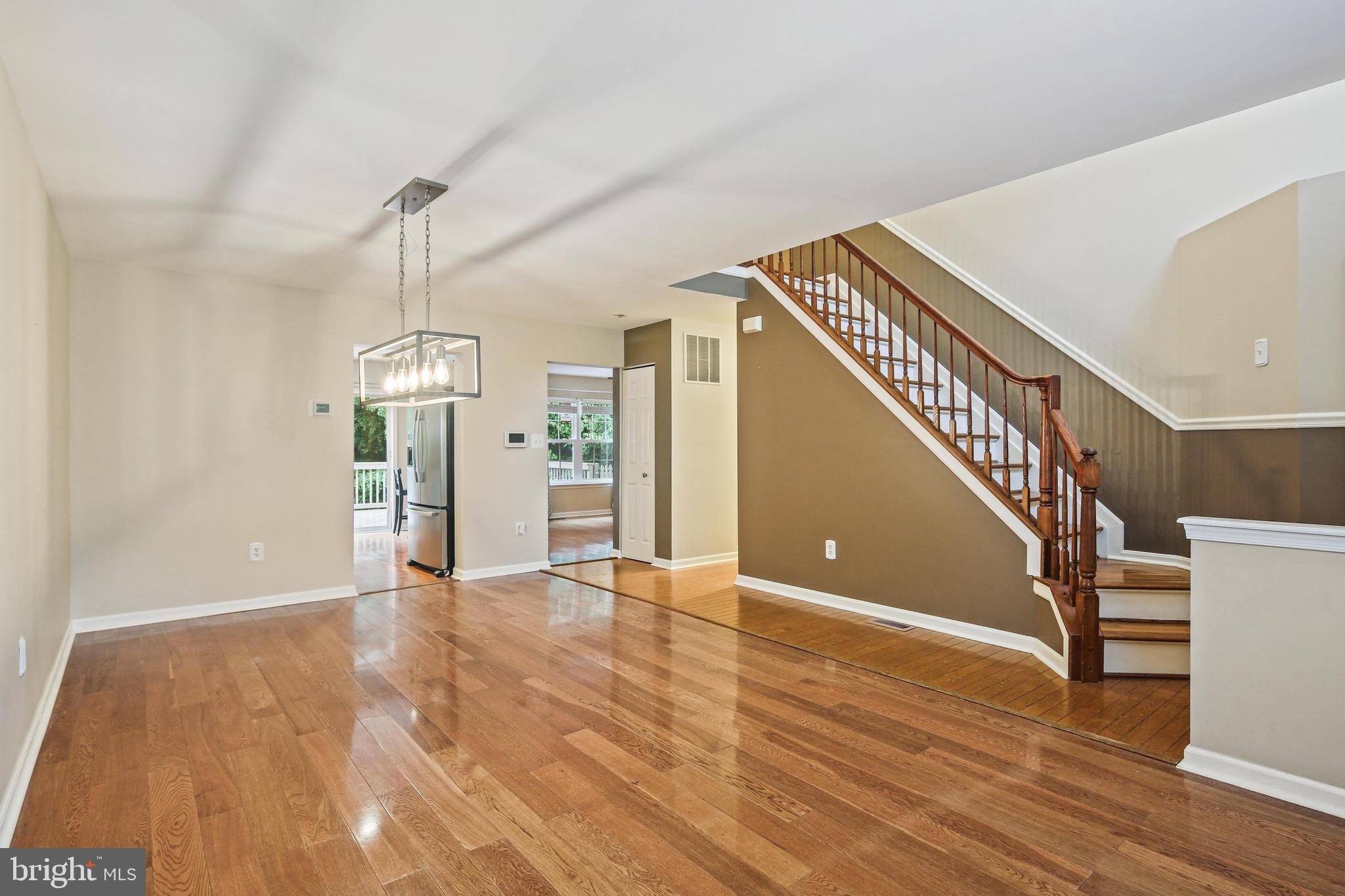 304 WHITNEY COURT