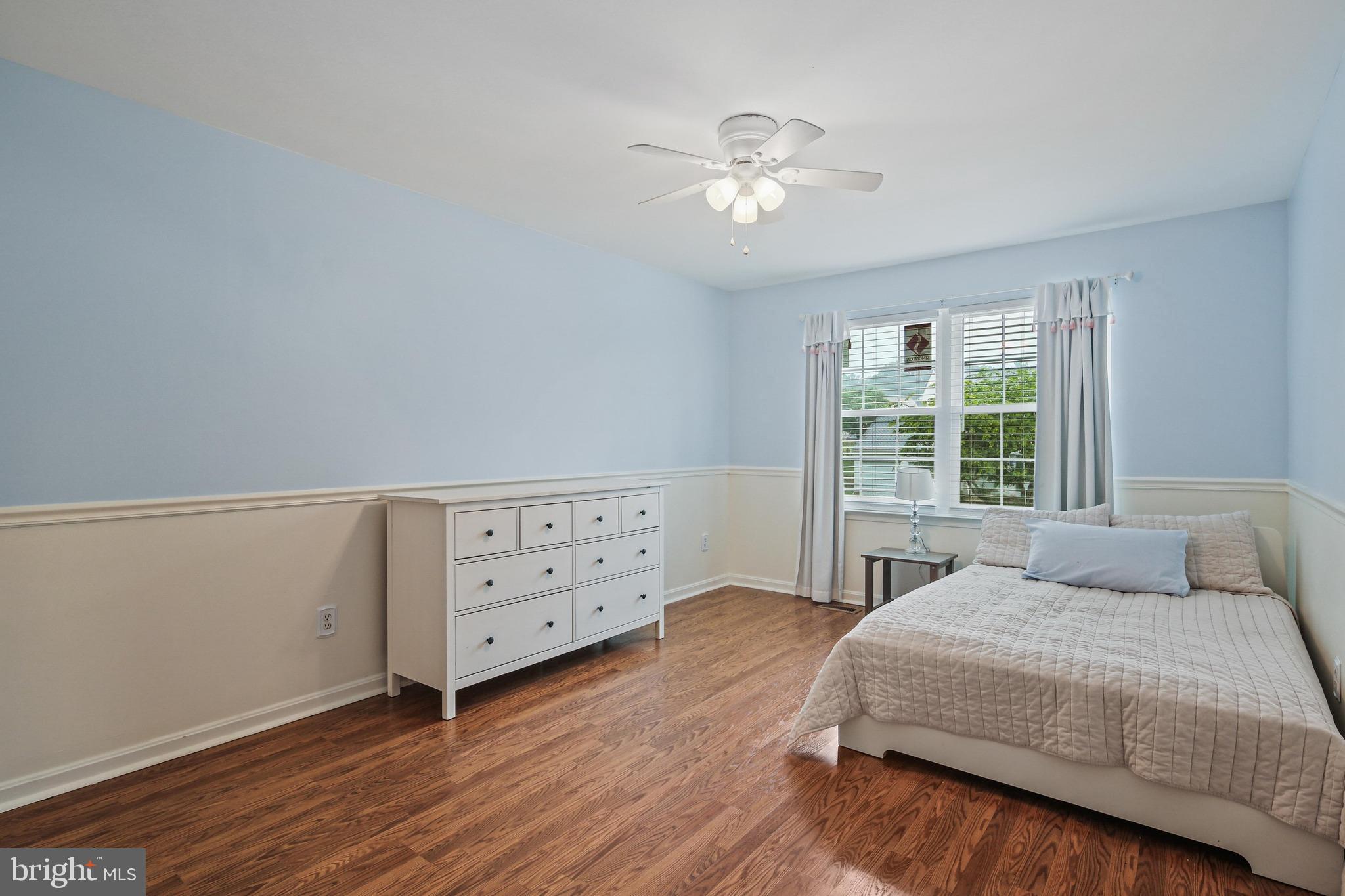 WOODS OF BAYVIEW - Residential