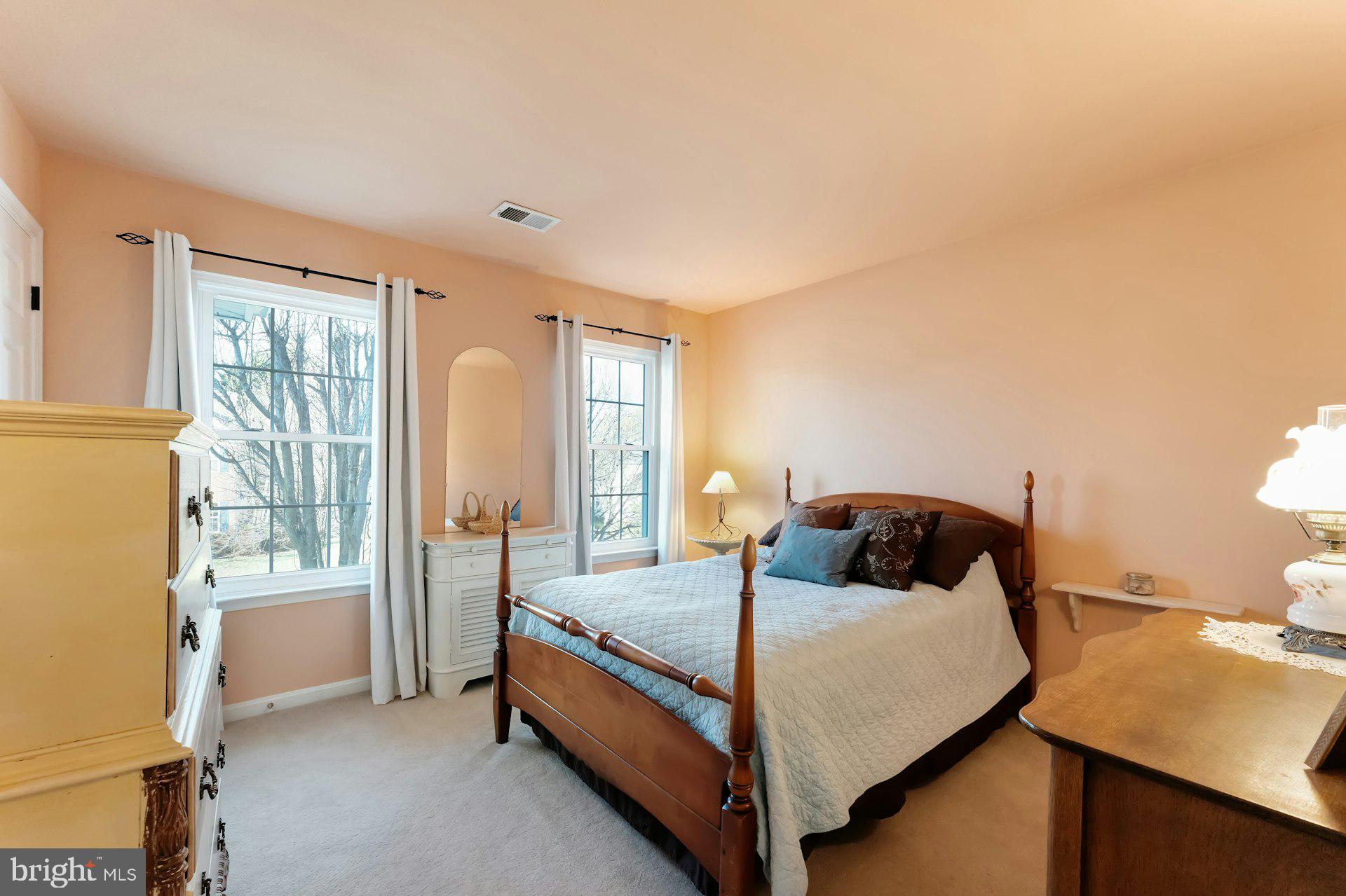 RIDGES AT ASHBURN - Residential