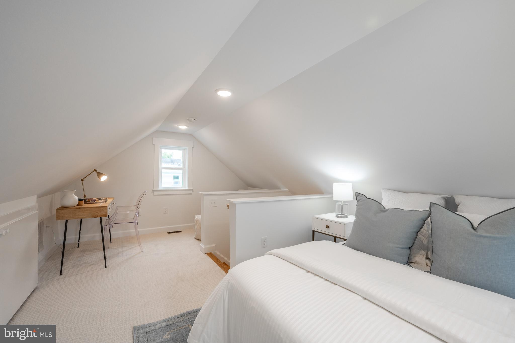 DEL RAY - Residential