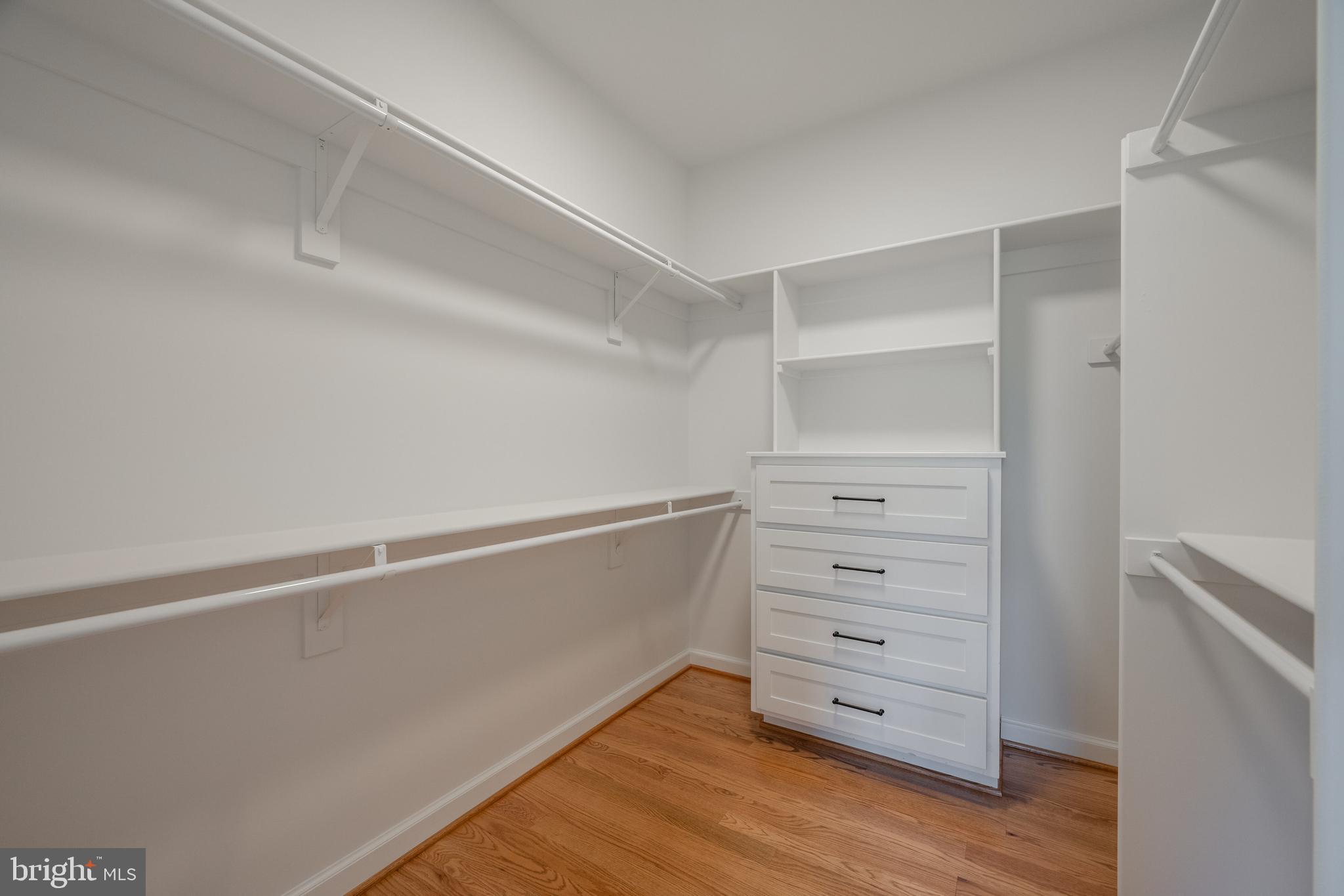 DEL RAY - Residential