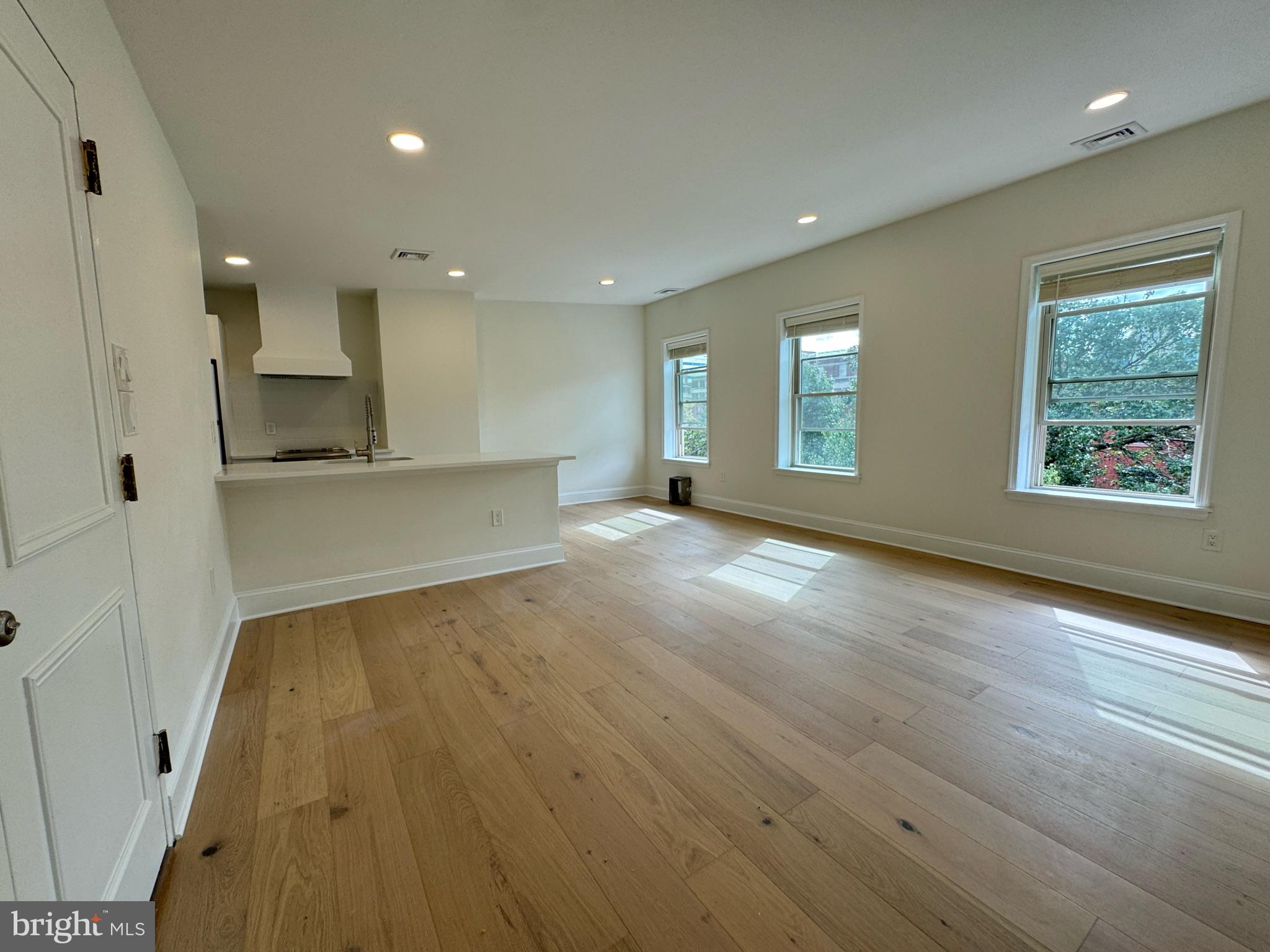 SPRING GARDEN - Residential Lease