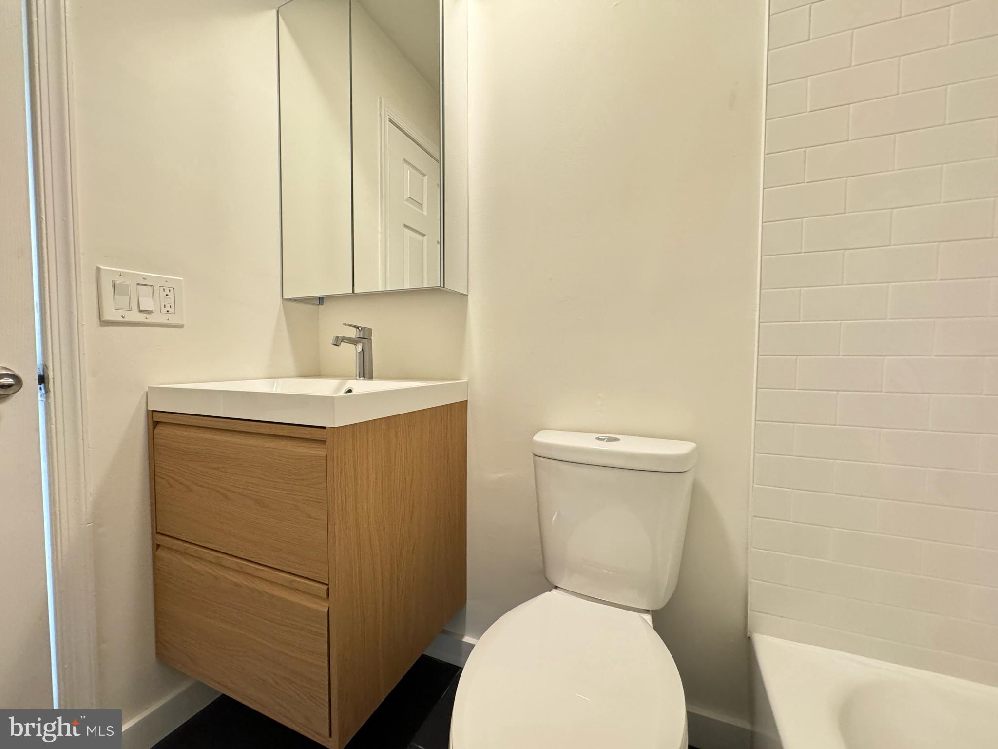 SPRING GARDEN - Residential Lease