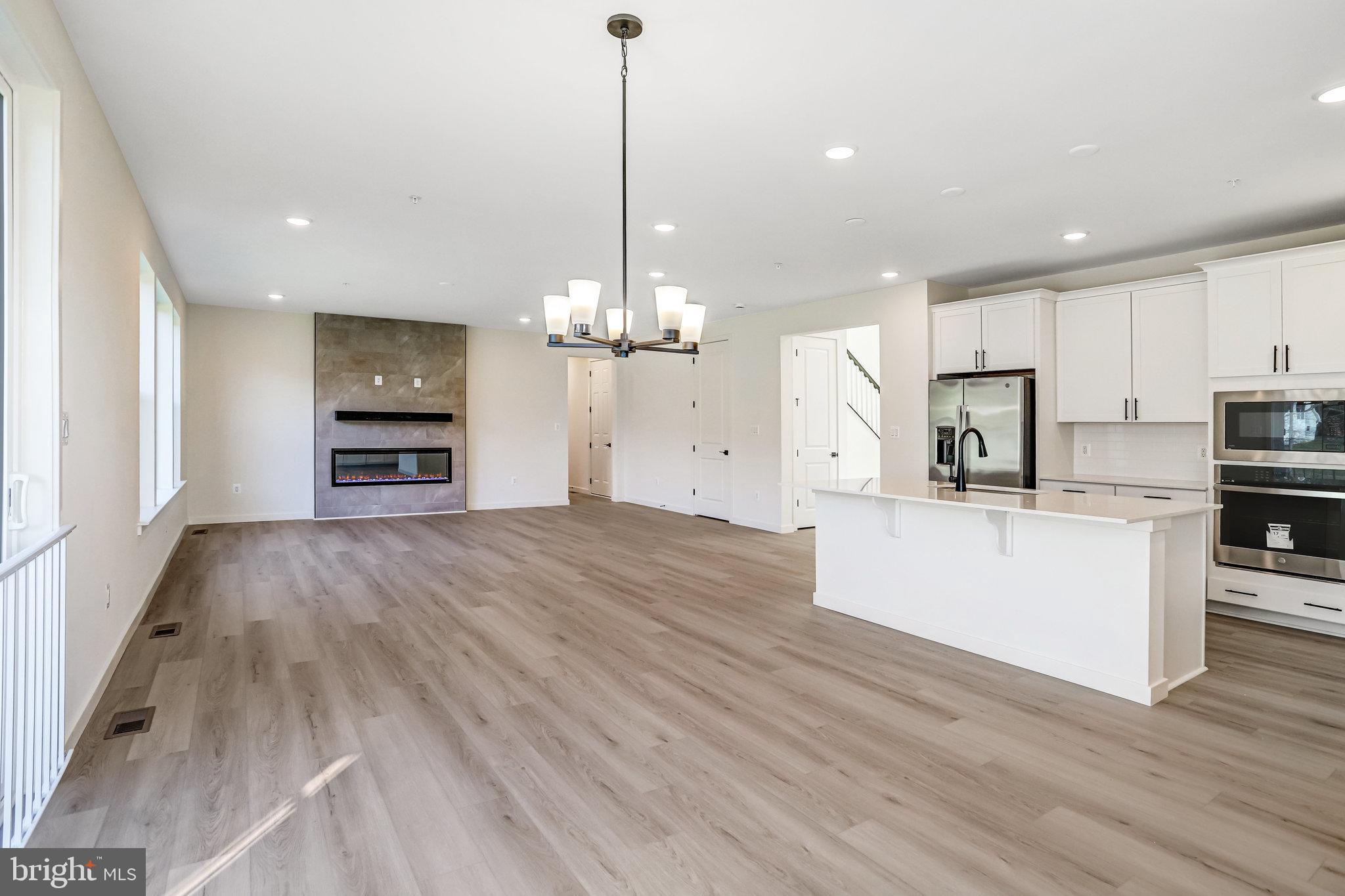 WORTHINGTON GROVE - Residential