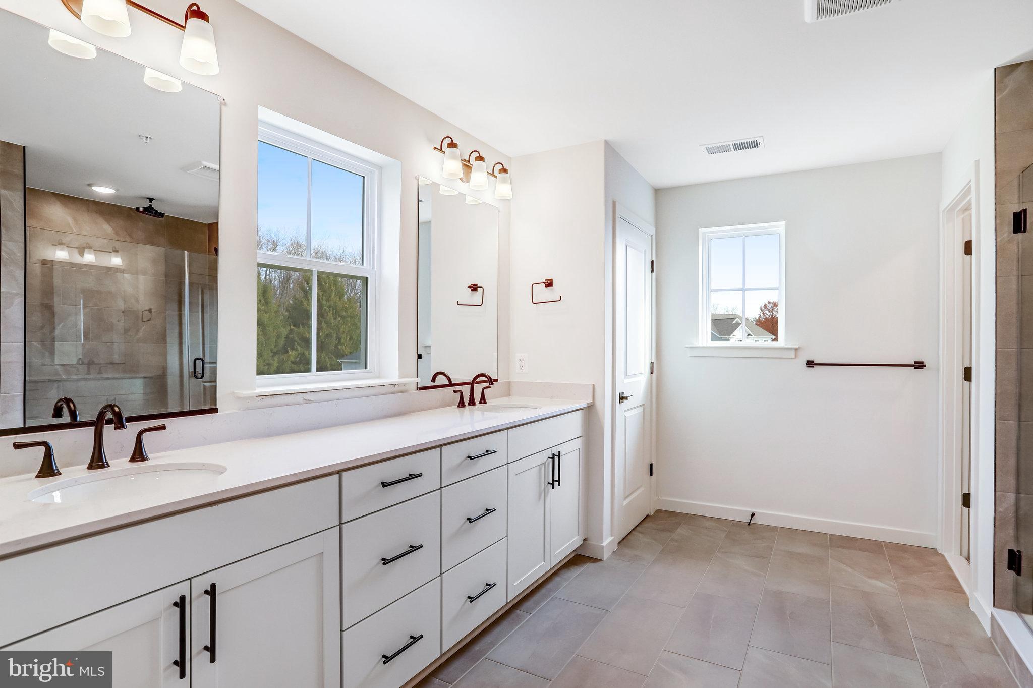 WORTHINGTON GROVE - Residential