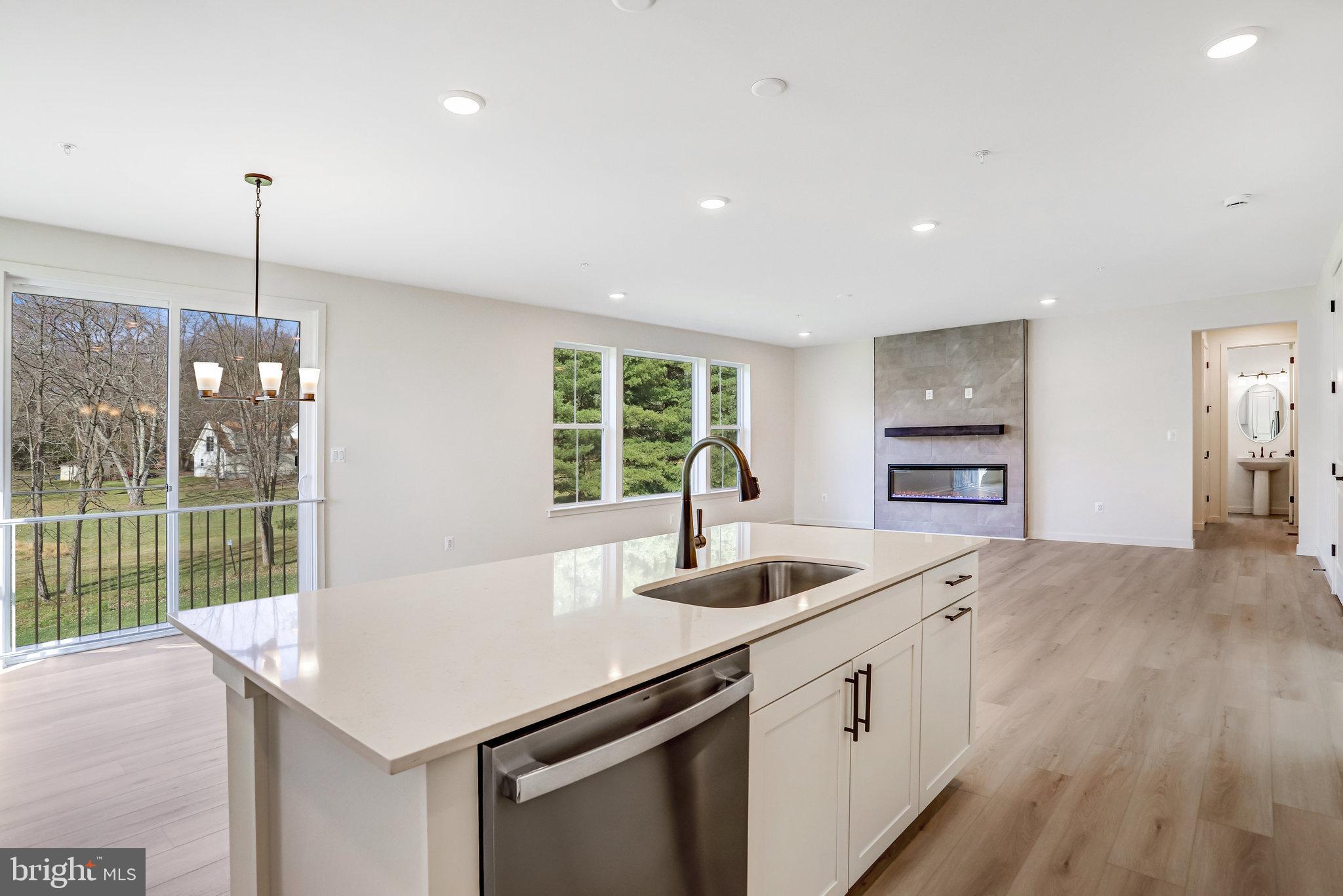 WORTHINGTON GROVE - Residential