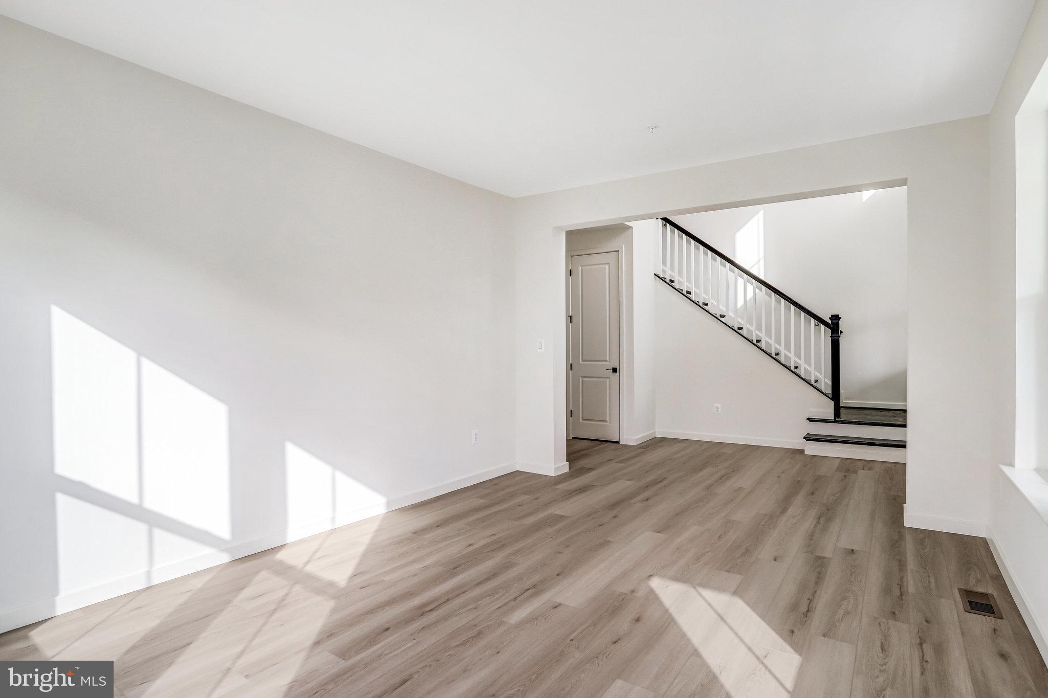 WORTHINGTON GROVE - Residential