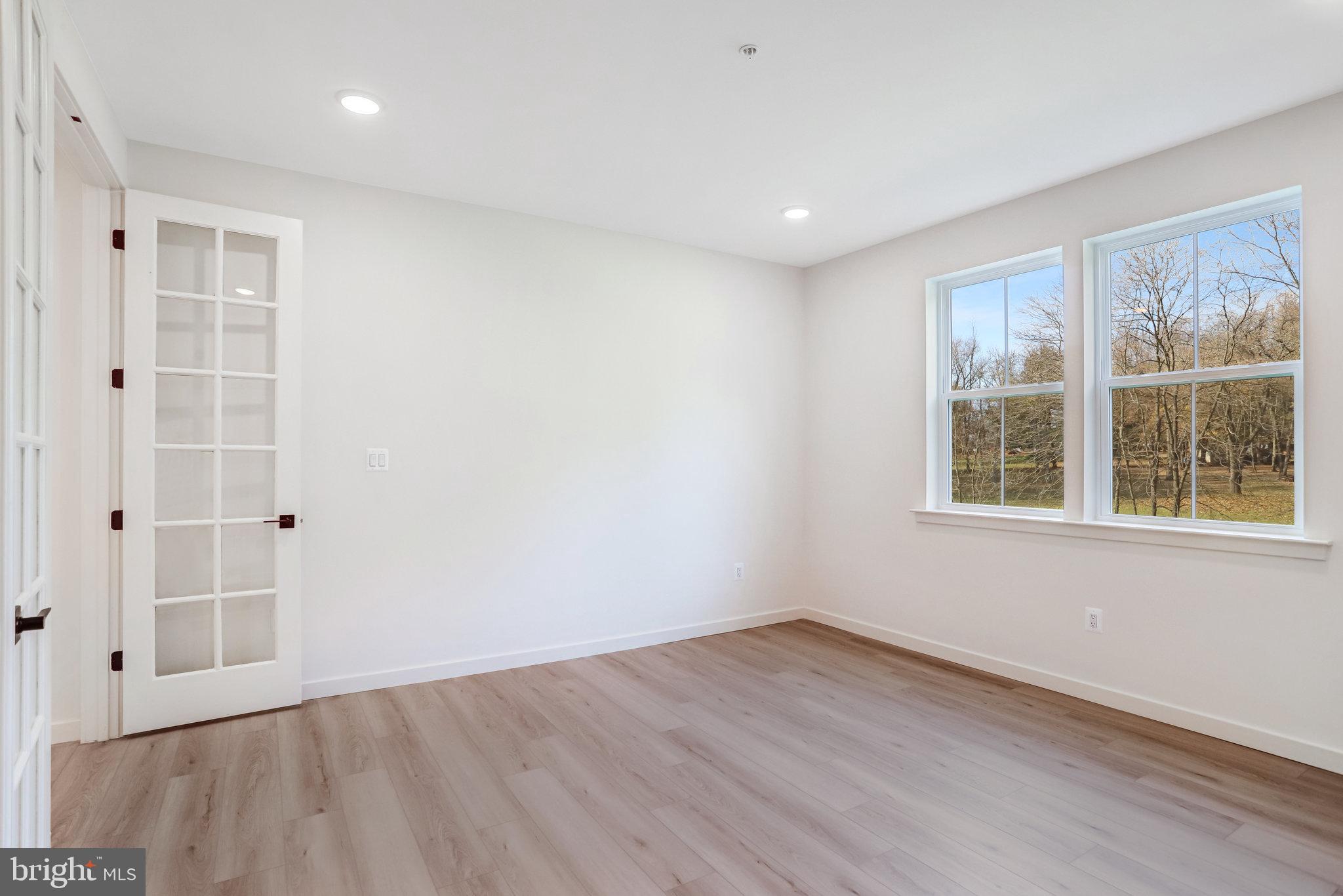 WORTHINGTON GROVE - Residential