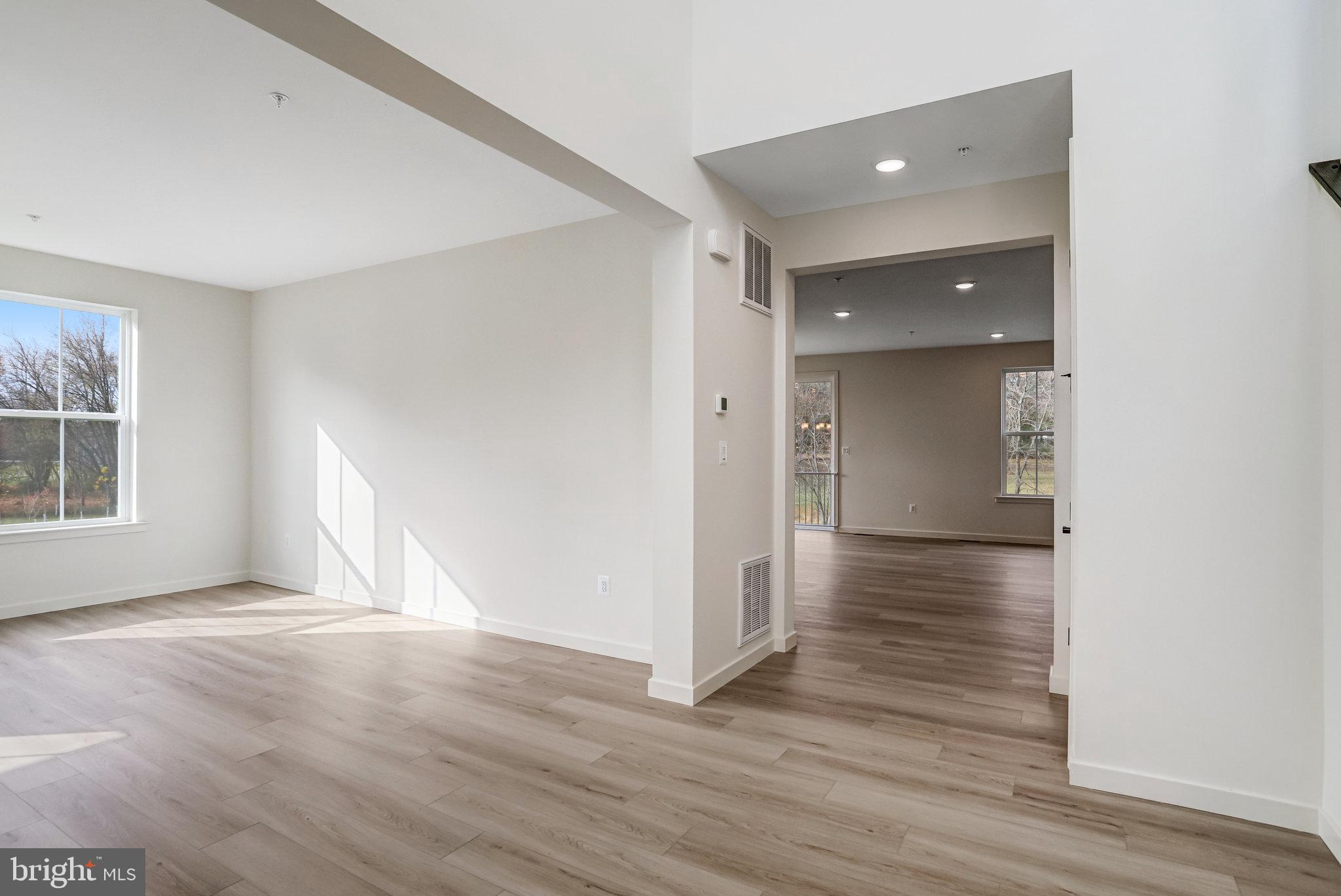 WORTHINGTON GROVE - Residential