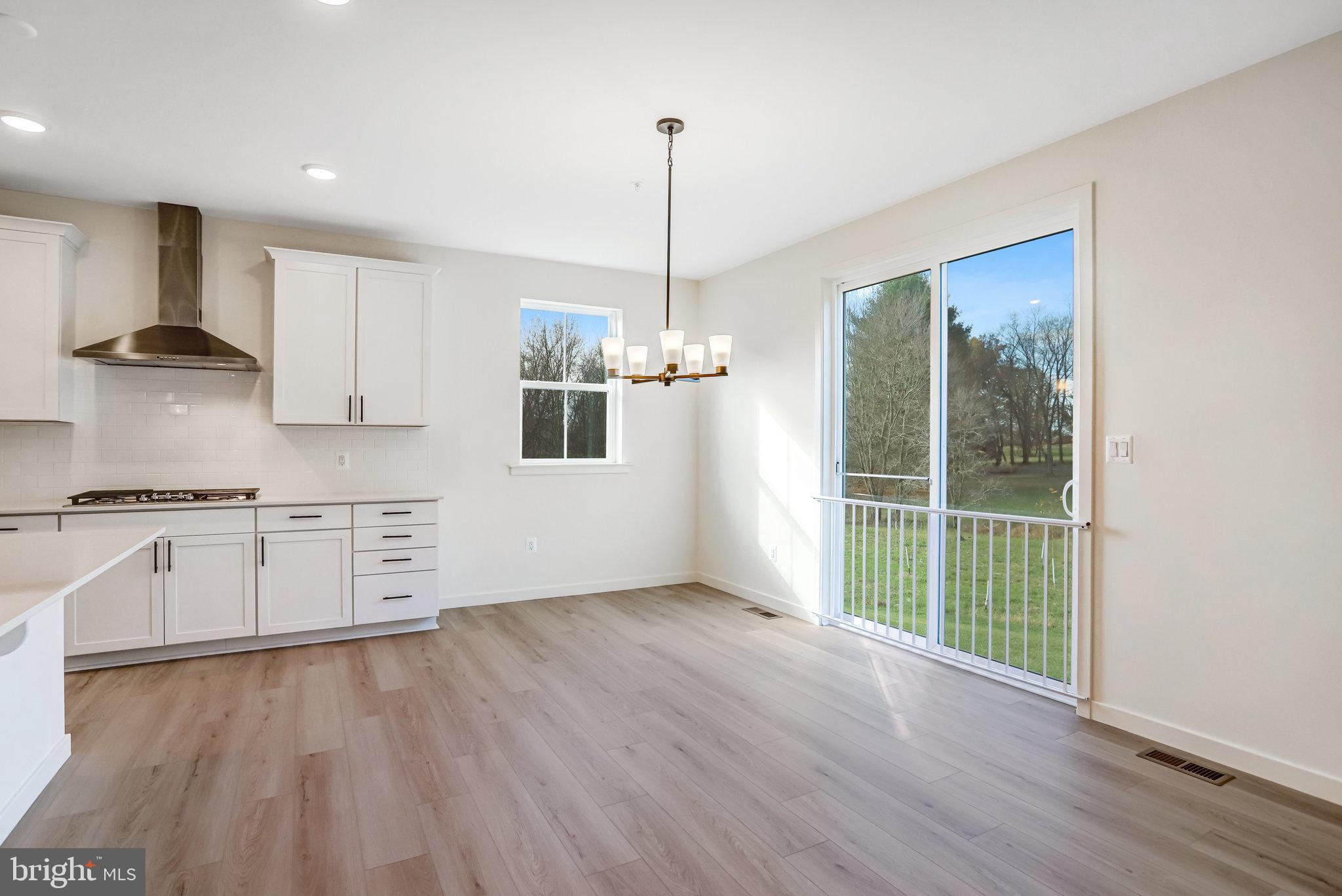 WORTHINGTON GROVE - Residential