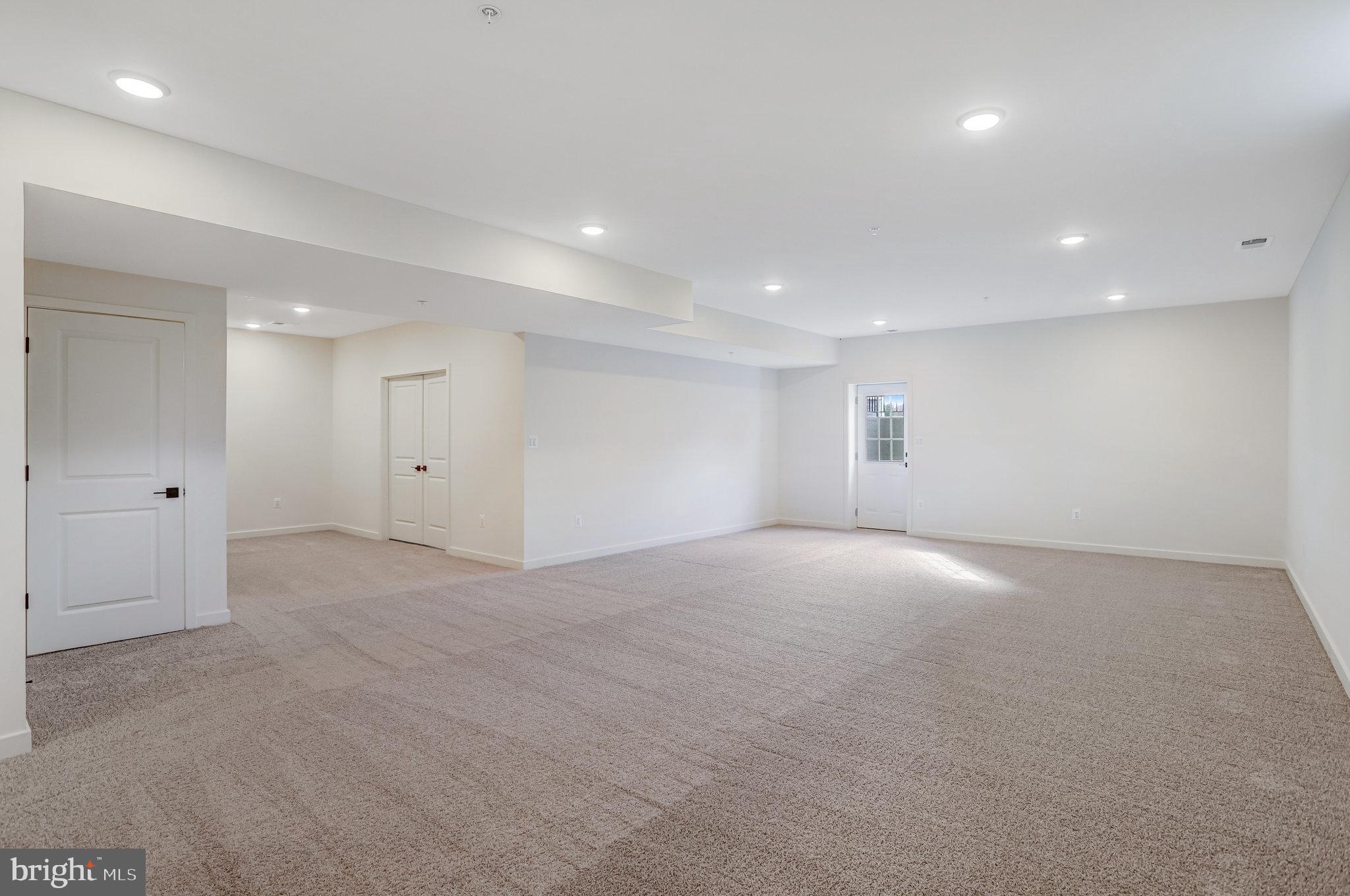 WORTHINGTON GROVE - Residential