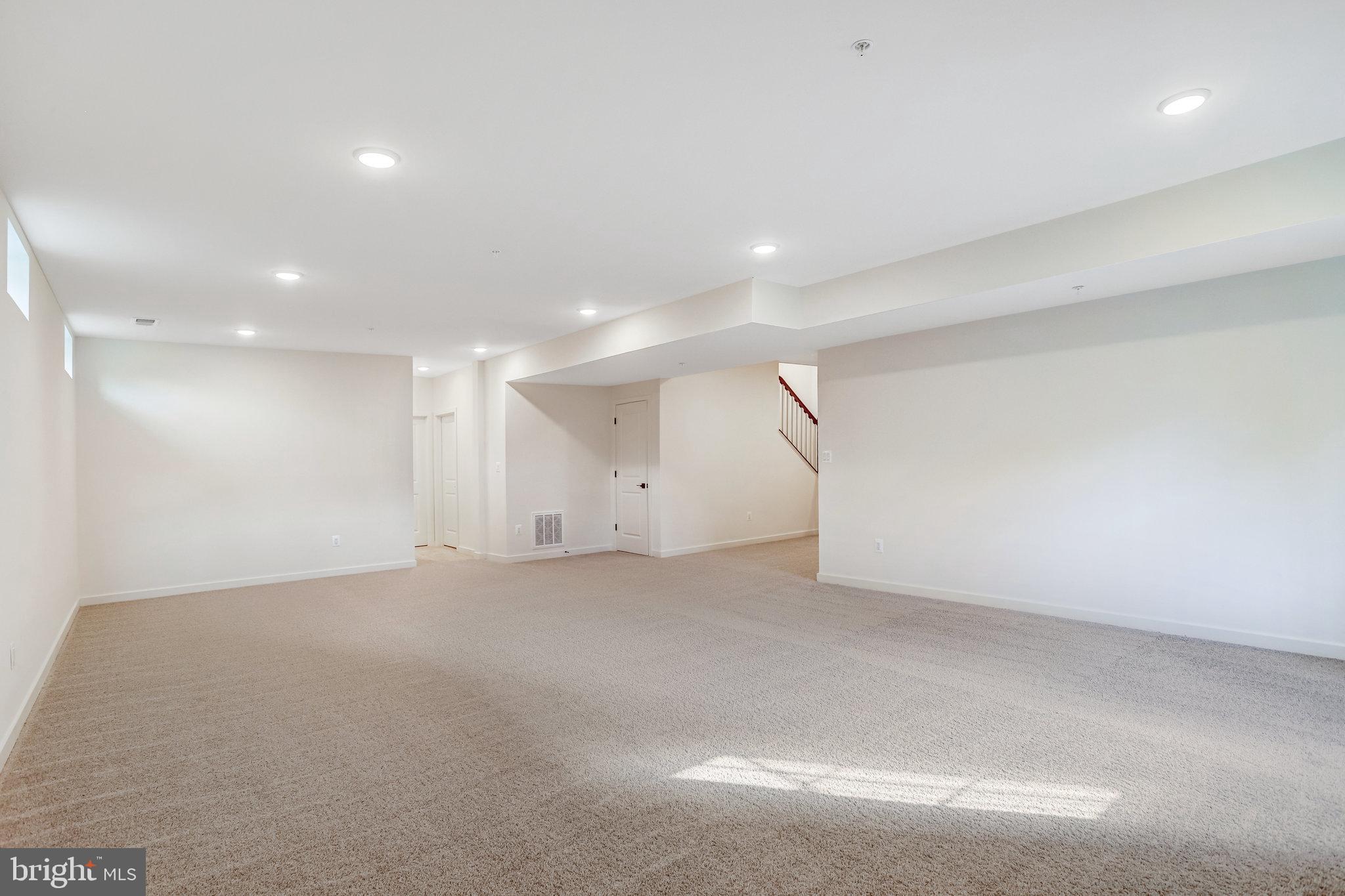 WORTHINGTON GROVE - Residential