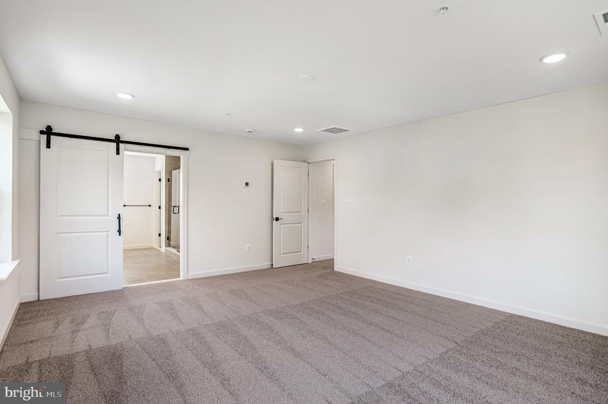 WORTHINGTON GROVE - Residential