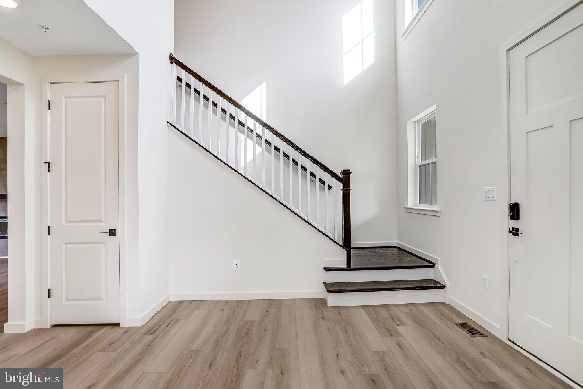 WORTHINGTON GROVE - Residential