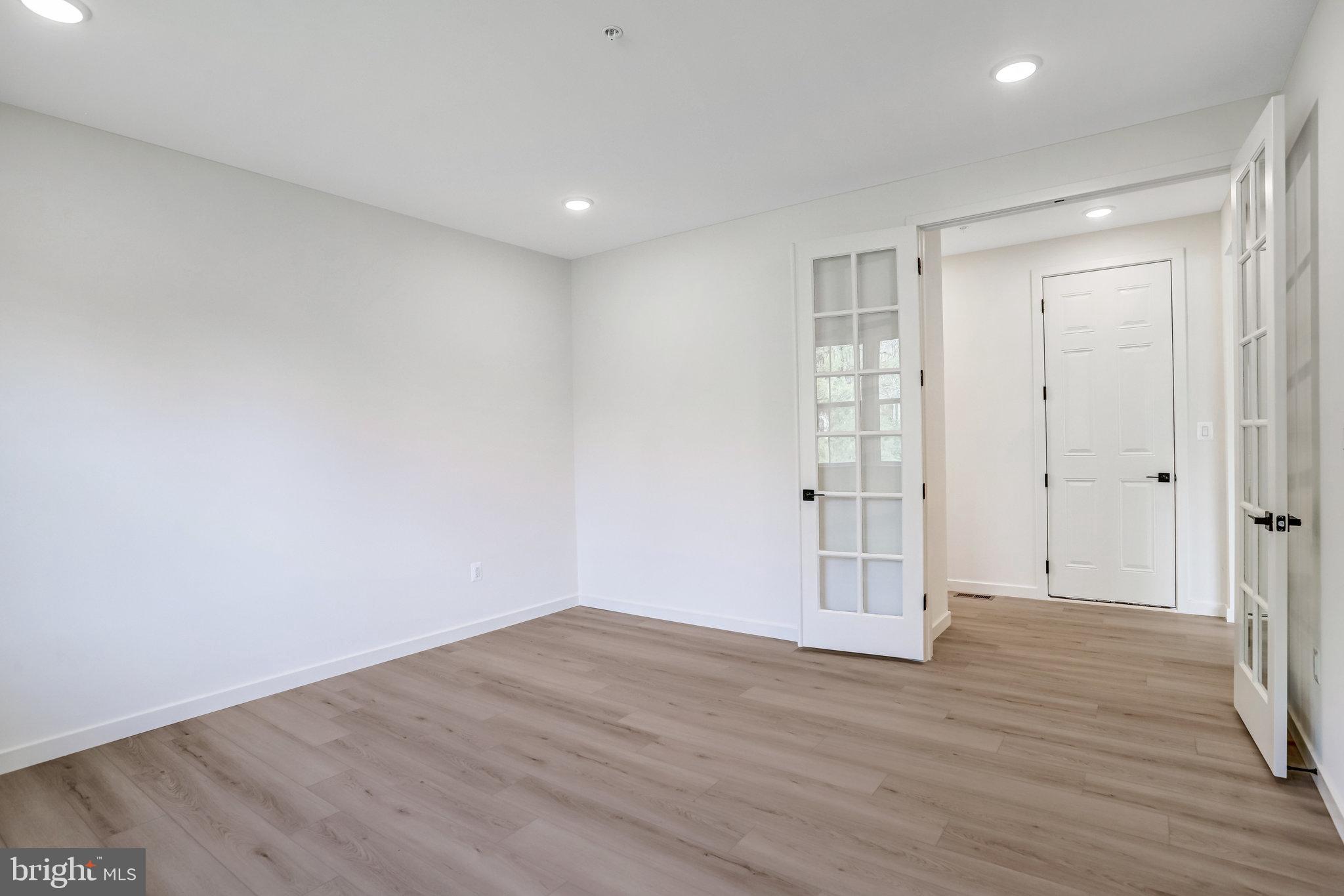 WORTHINGTON GROVE - Residential