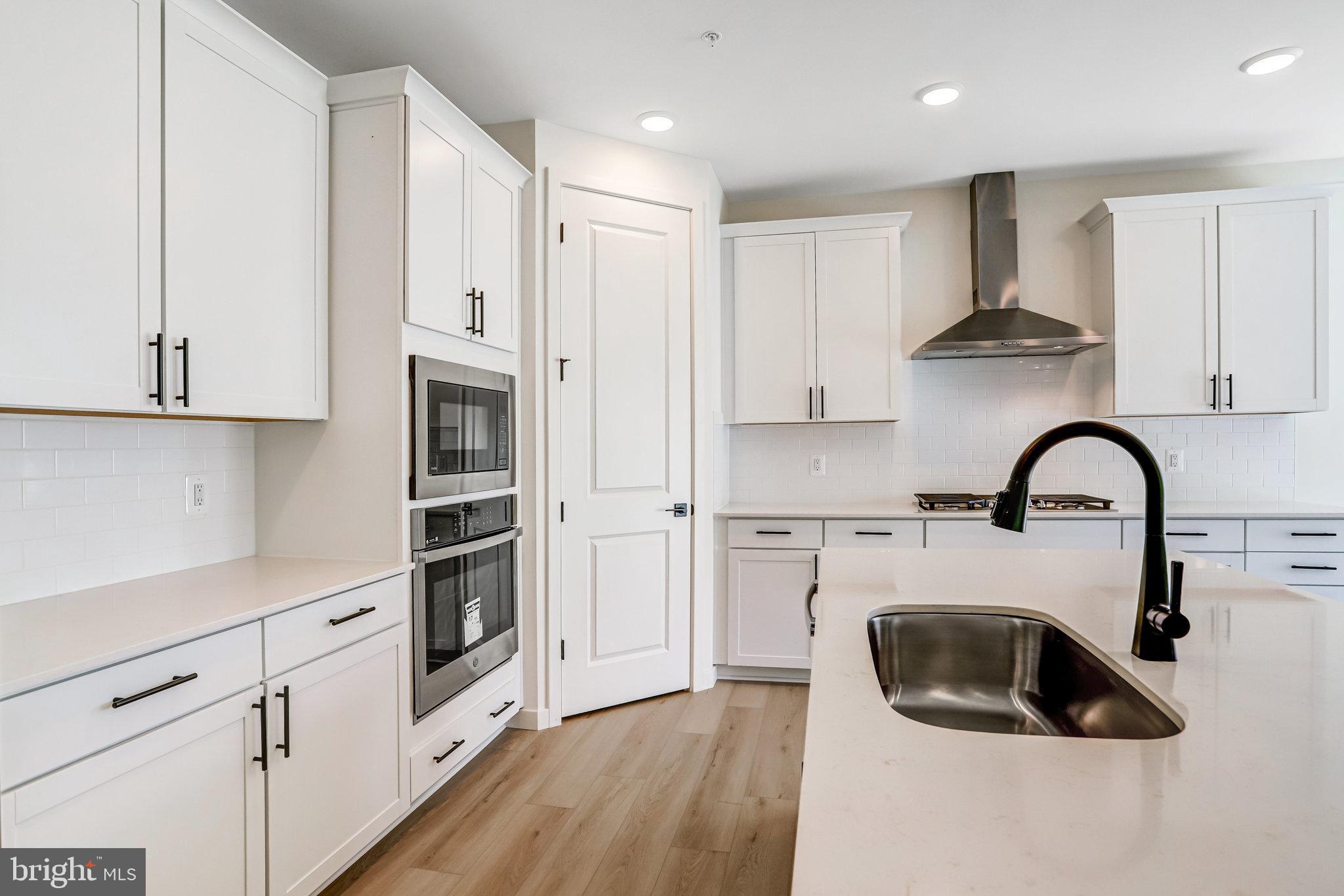 WORTHINGTON GROVE - Residential