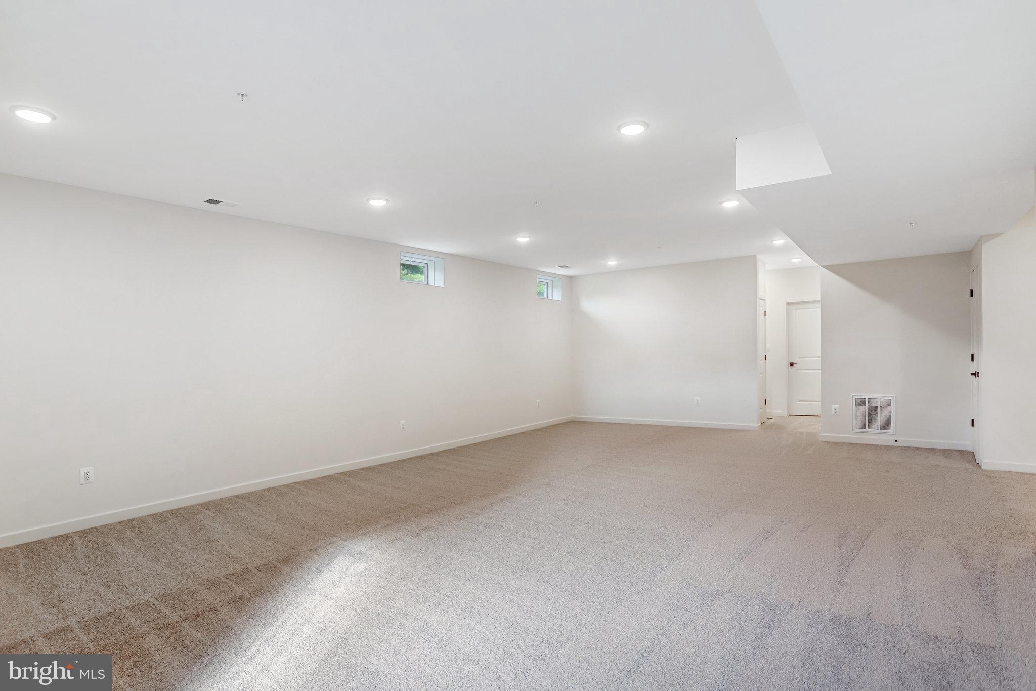 WORTHINGTON GROVE - Residential