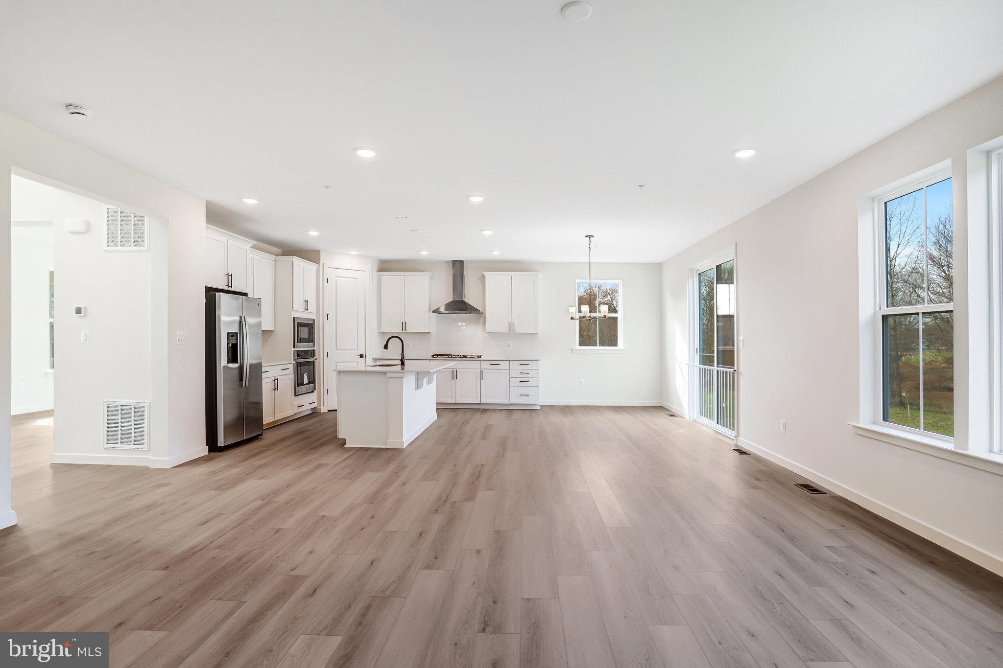 WORTHINGTON GROVE - Residential