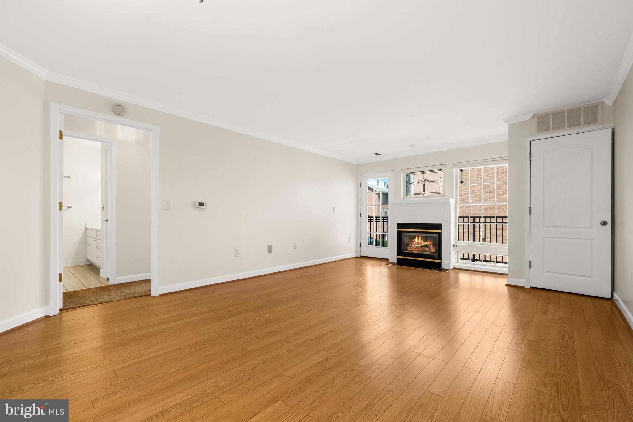 6940 FAIRFAX DRIVE 200