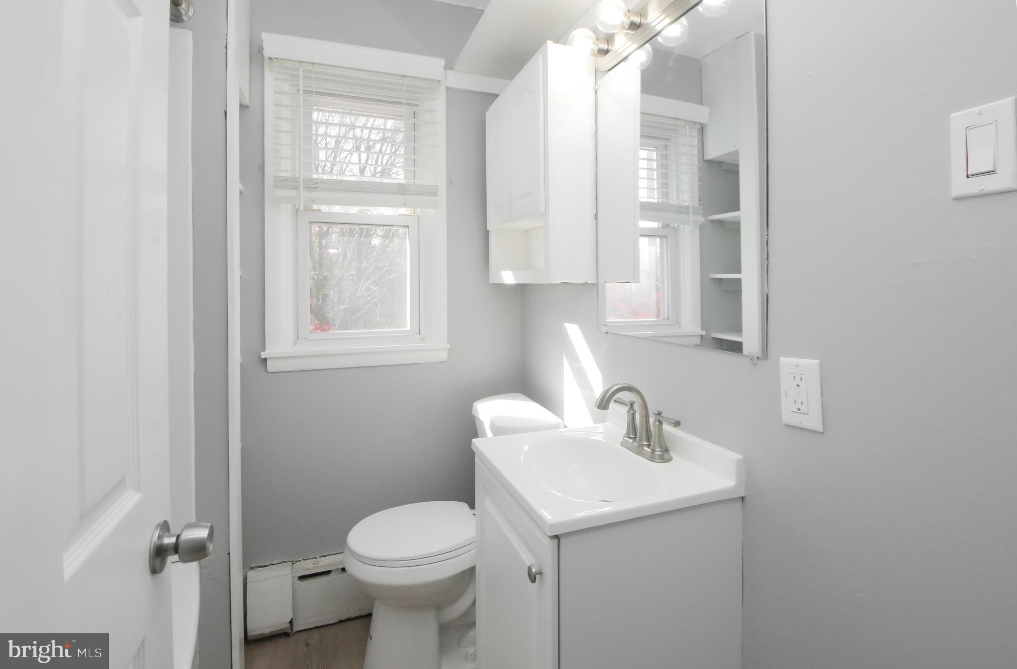 BRISTOL - Residential Lease