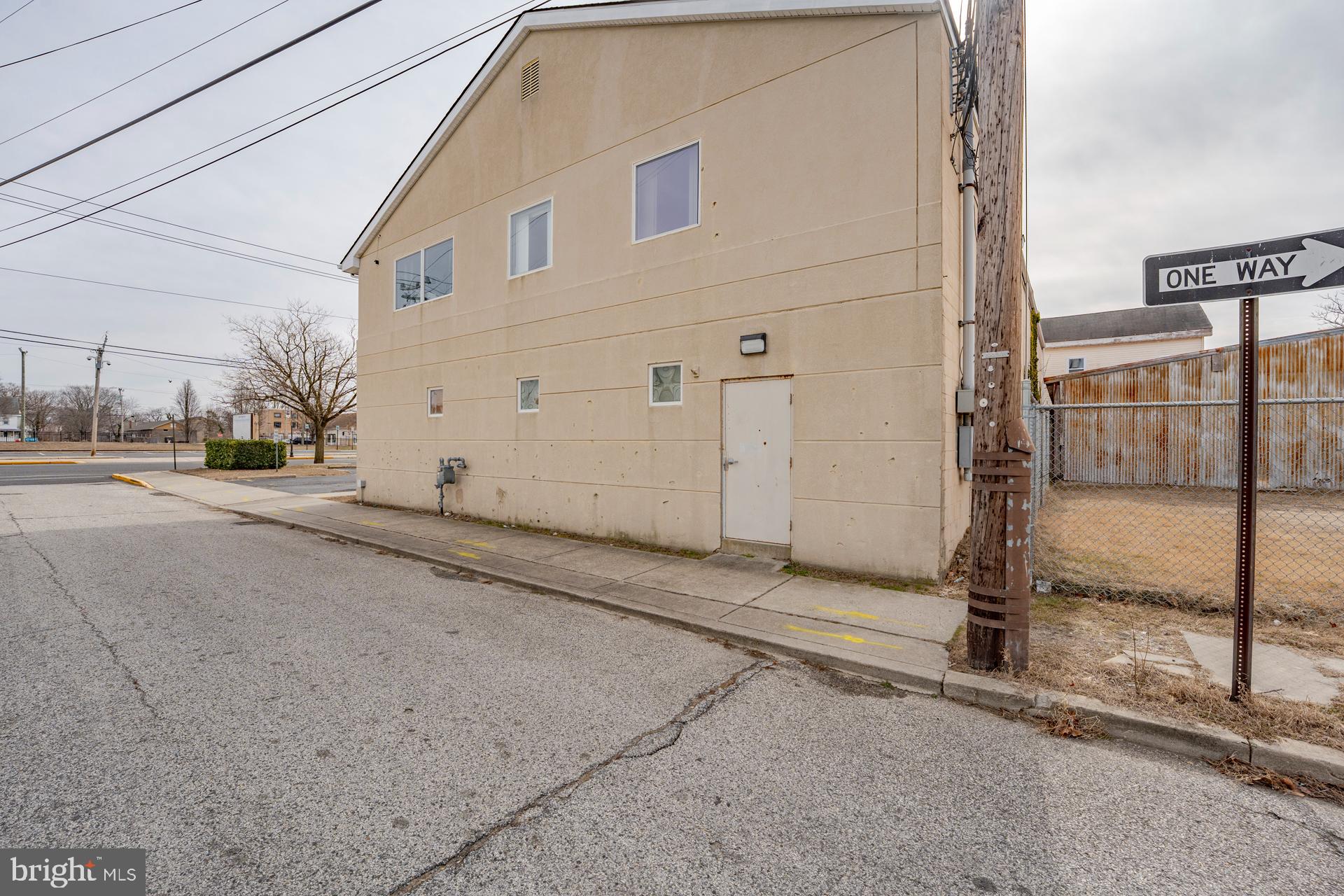 608-616 N HIGH STREET