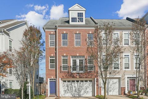 4233 TALMADGE CIRCLE SUITLAND MD 20746