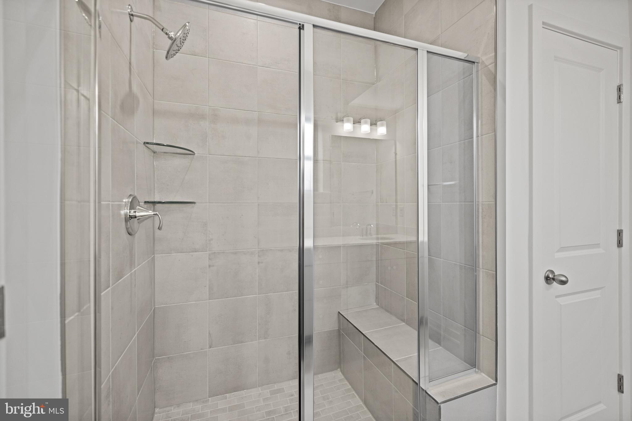 REGAL CHASE - Residential Lease