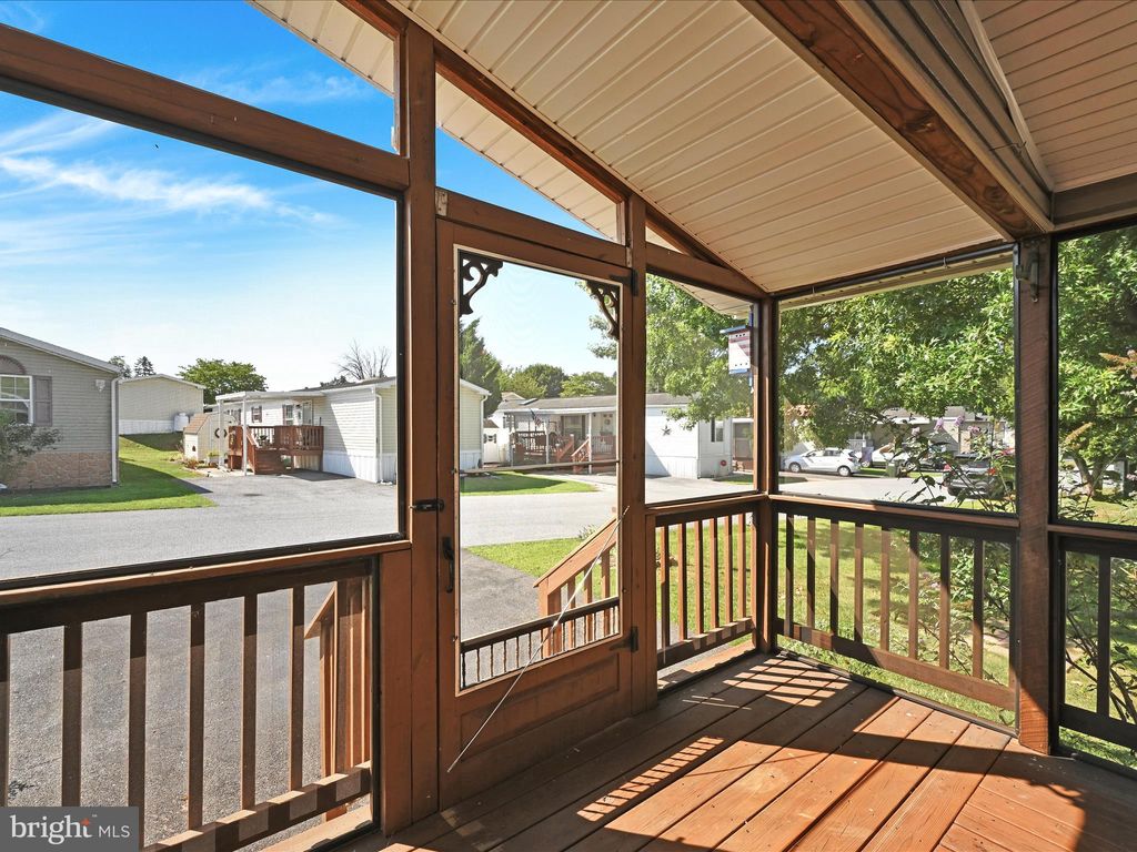 Photo of 57 N GREEN ACRES CIR, AKRON, PA 17501 (MLS # PALA2038662)