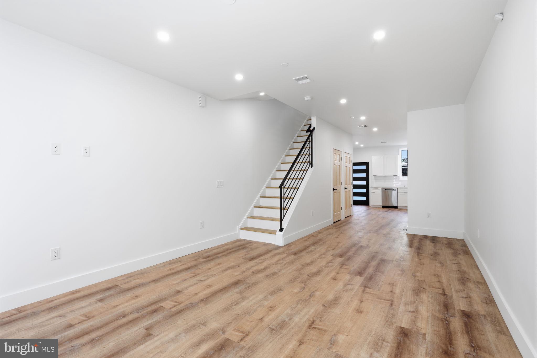 GERMANTOWN - Residential