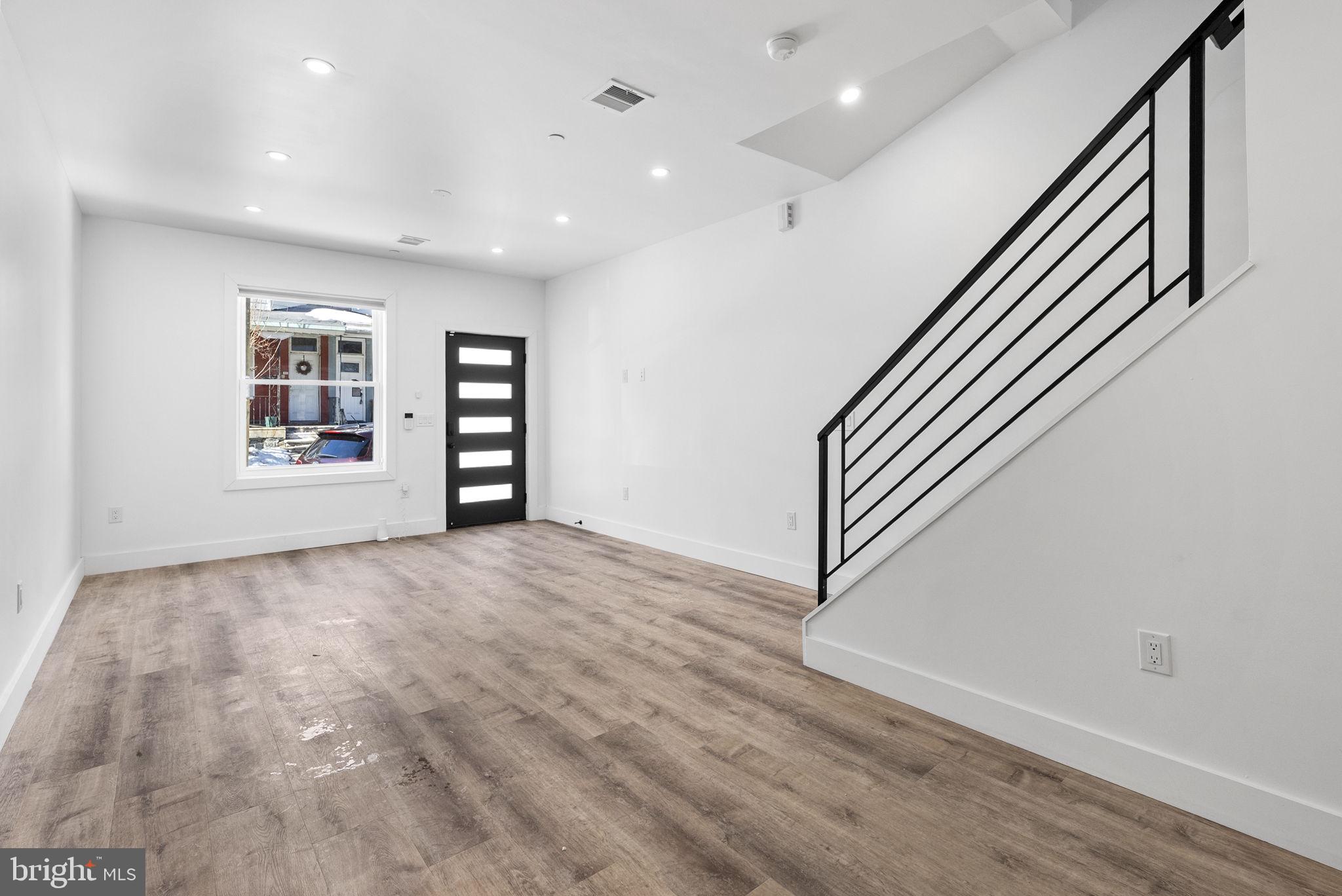 GERMANTOWN - Residential