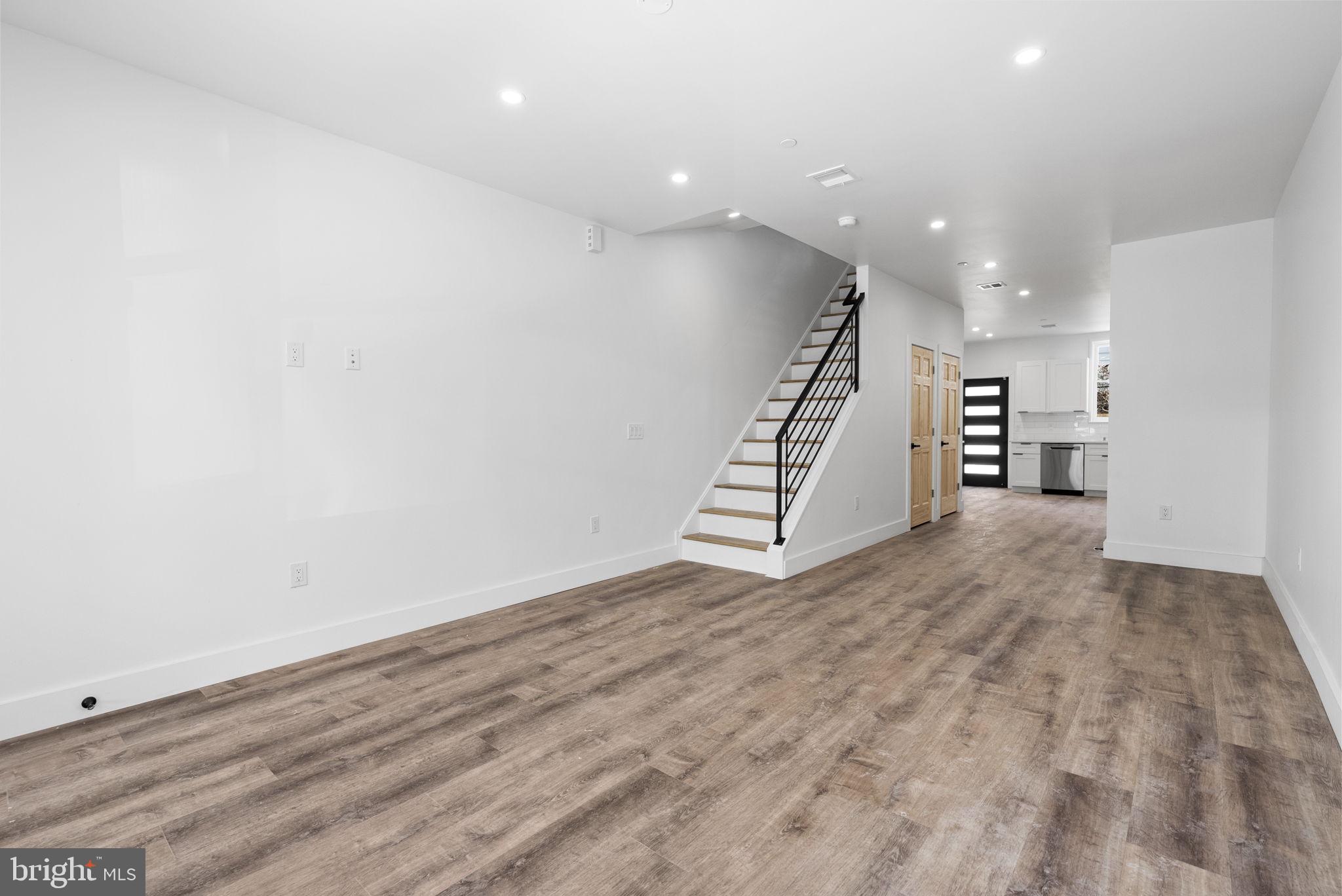 GERMANTOWN - Residential