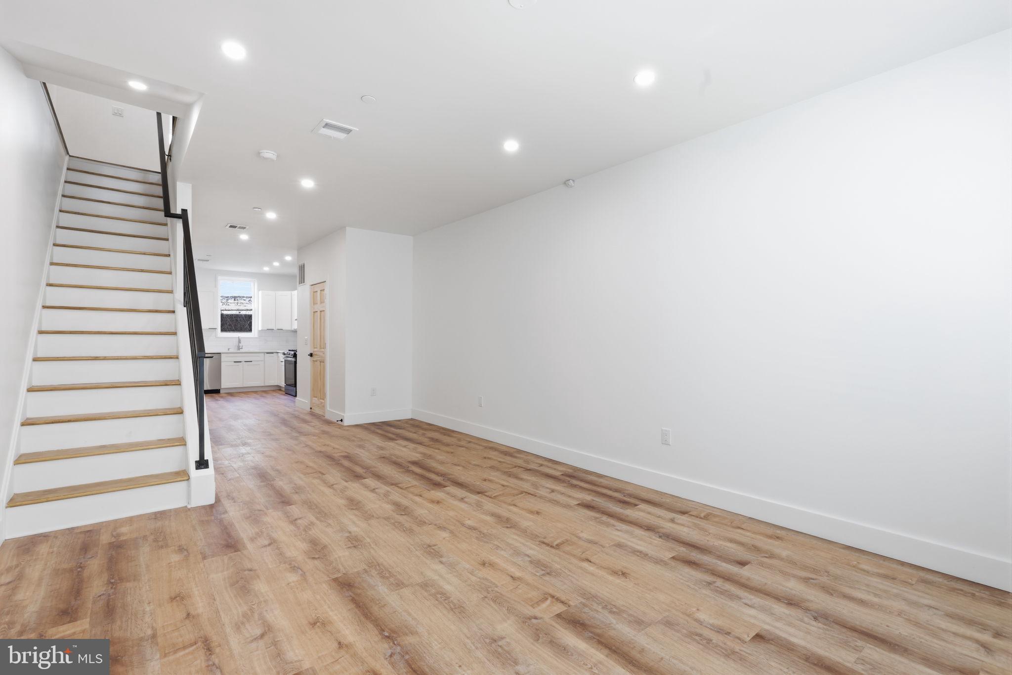 GERMANTOWN - Residential