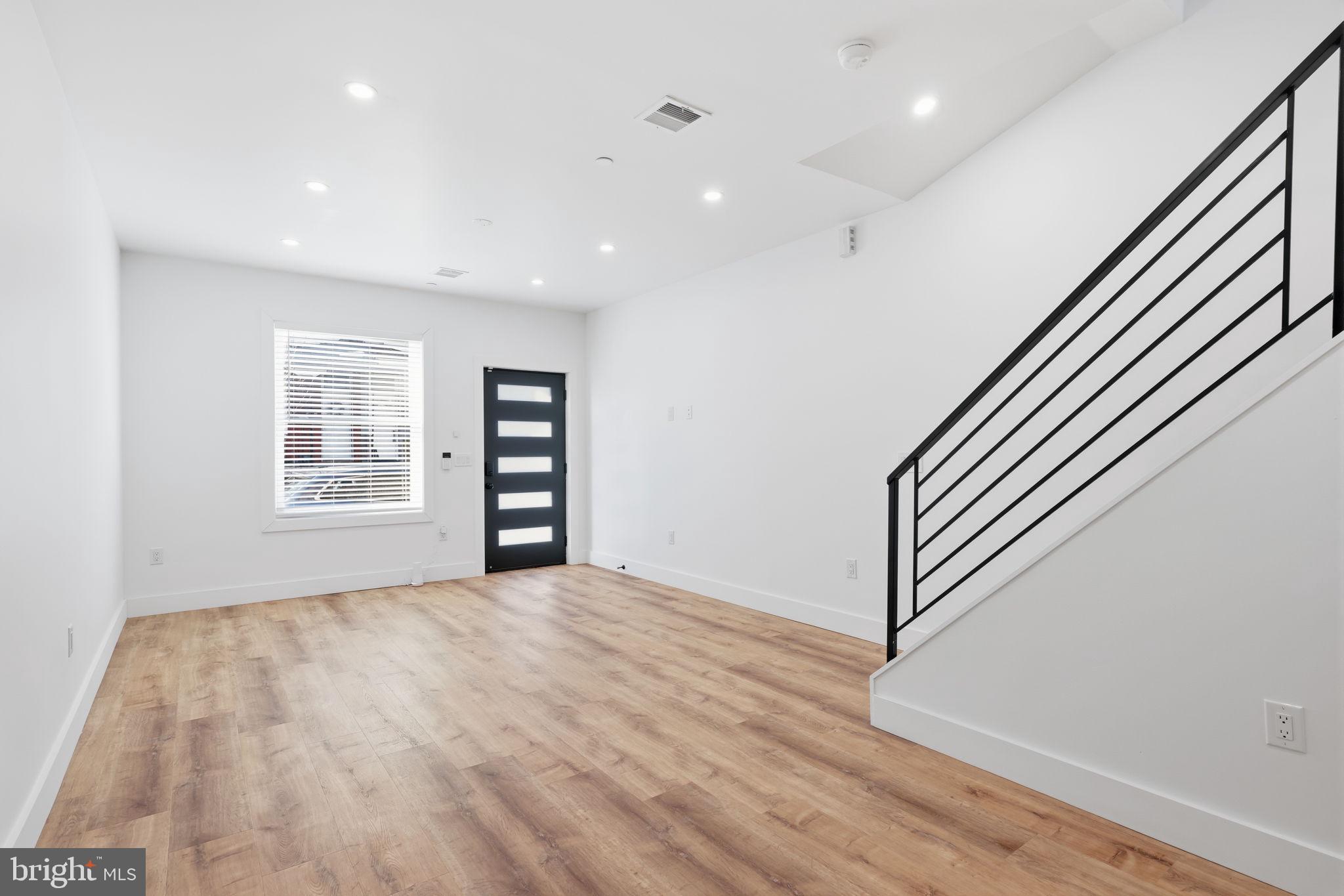 GERMANTOWN - Residential