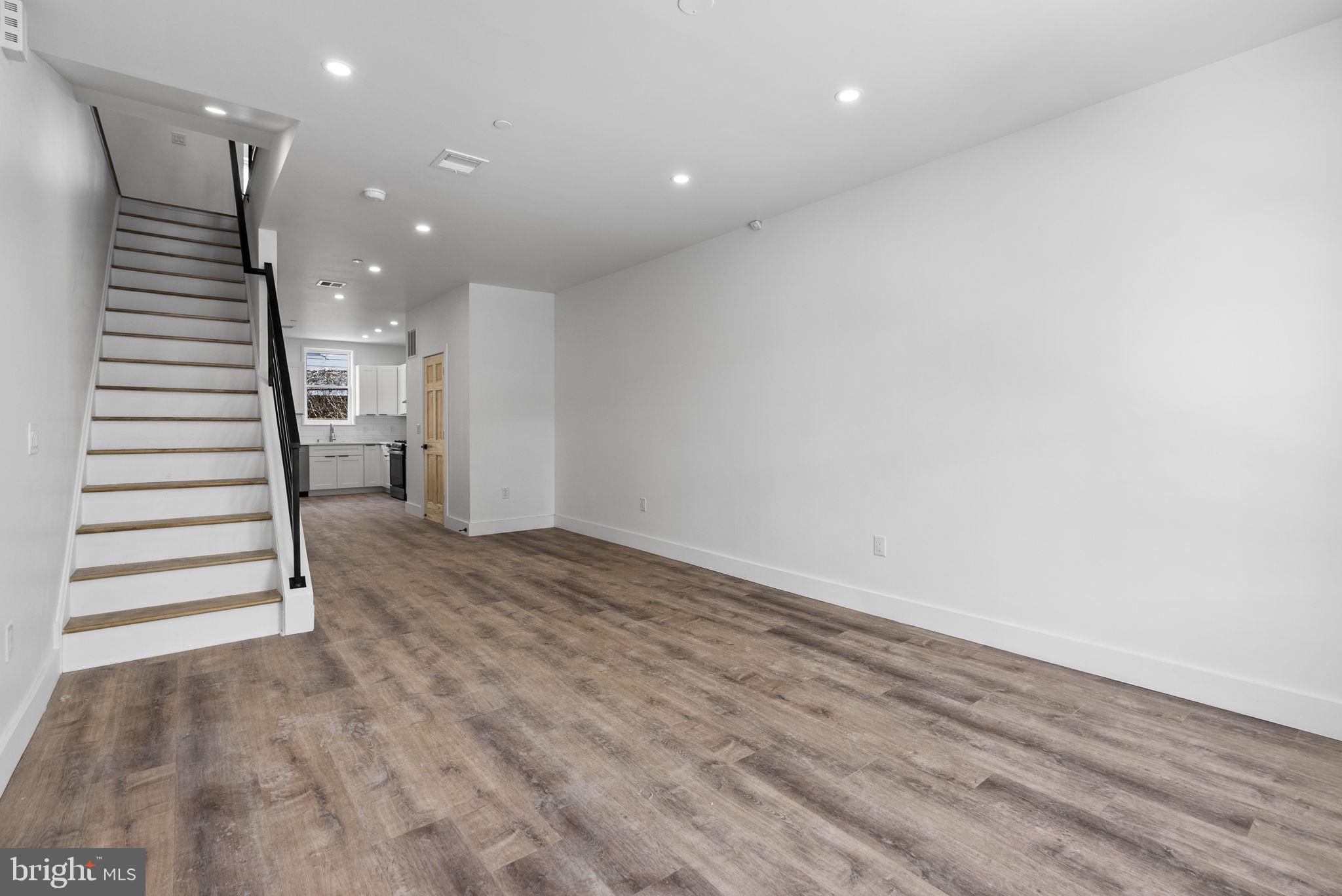 GERMANTOWN - Residential