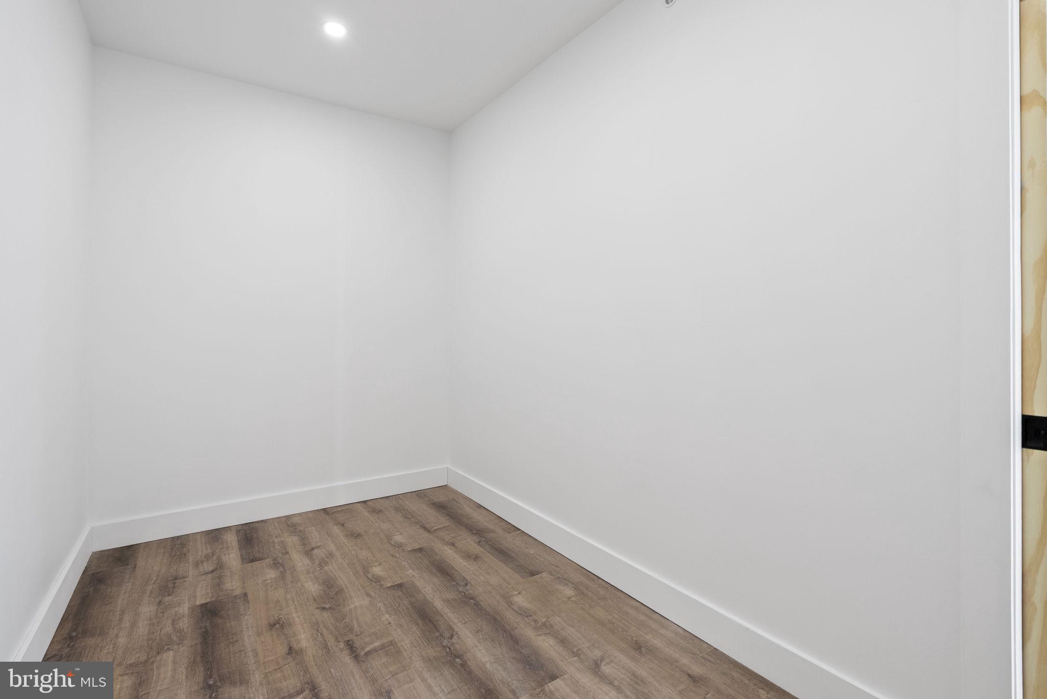 GERMANTOWN - Residential