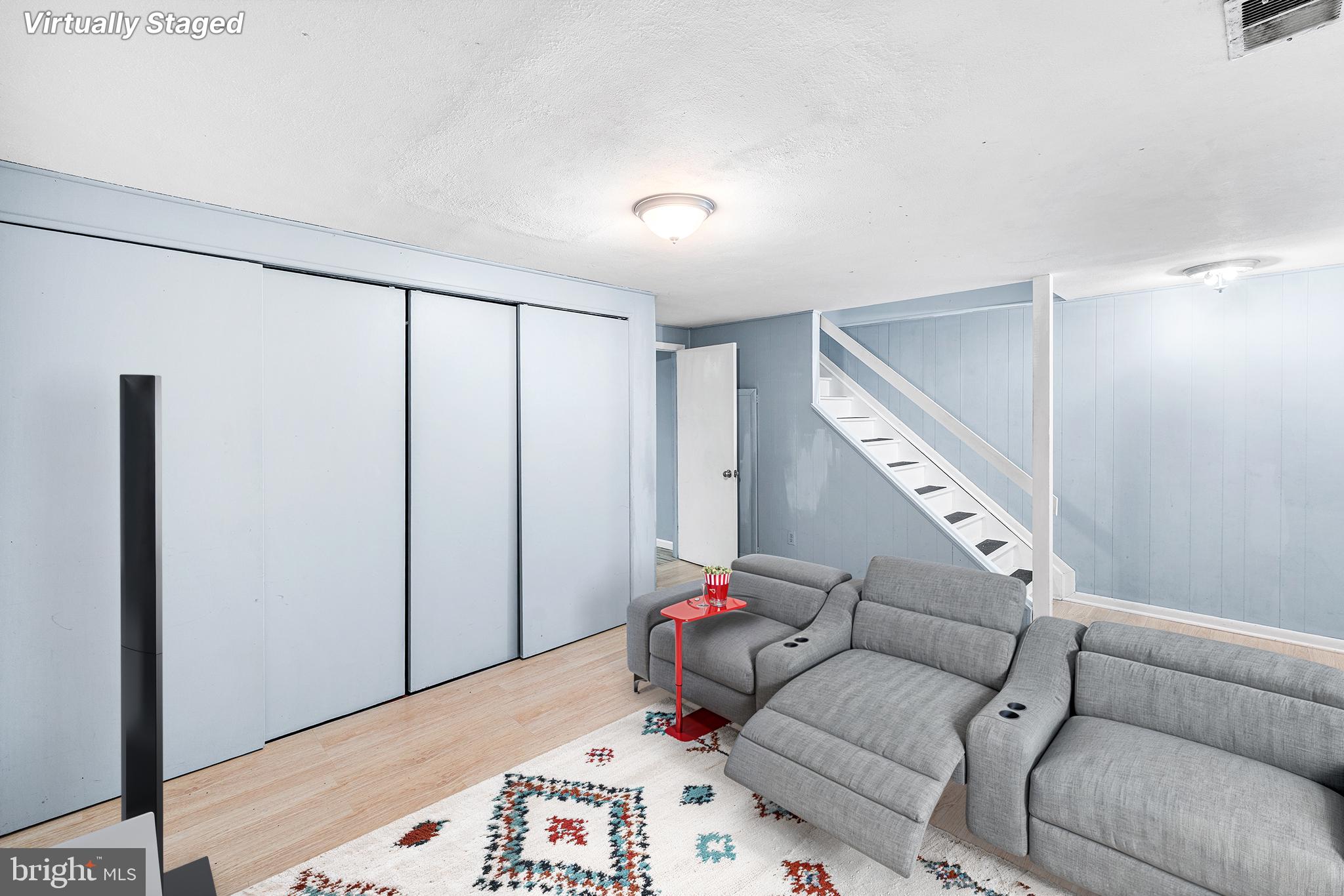 CHESTNUT WOODS - Residential