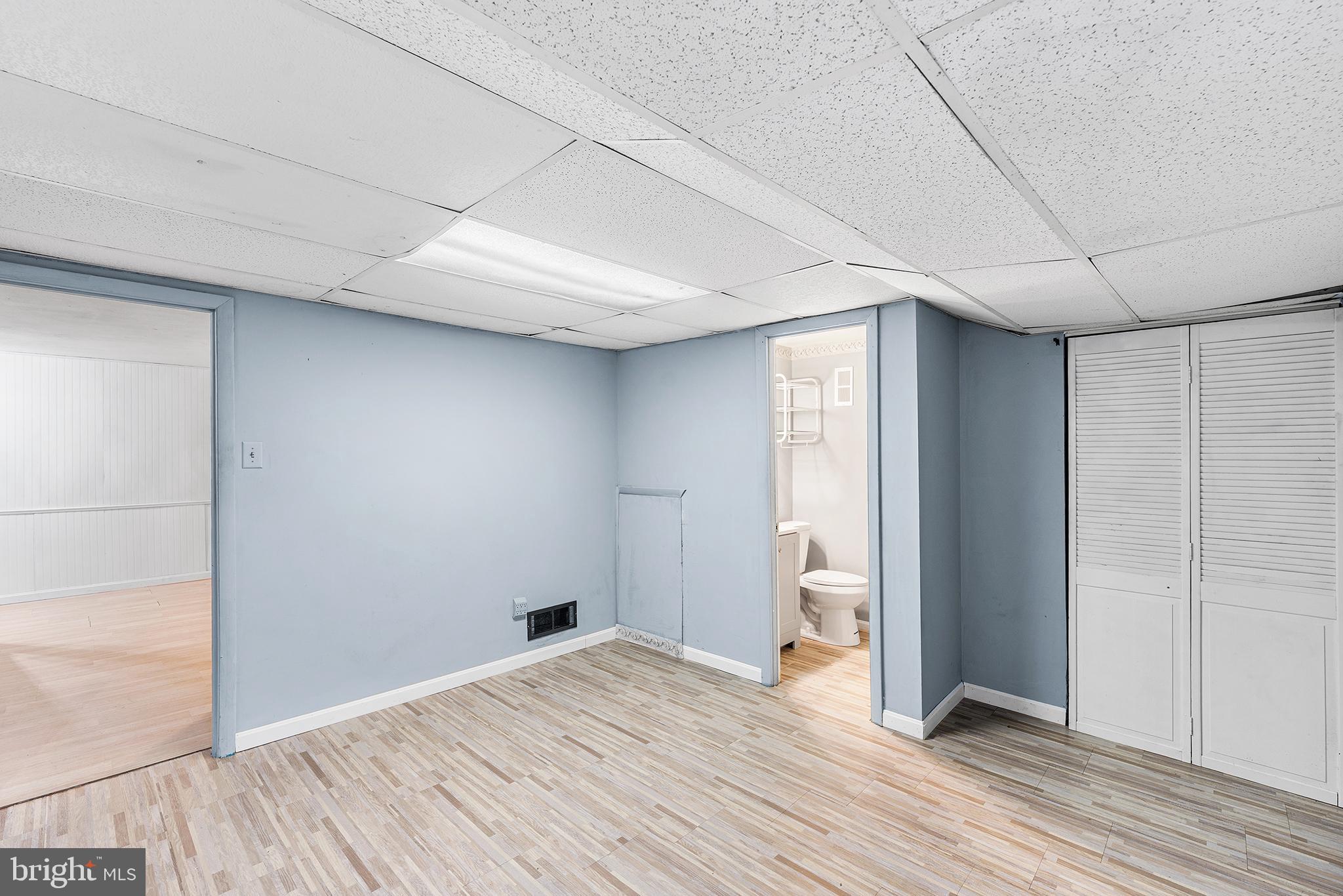 CHESTNUT WOODS - Residential