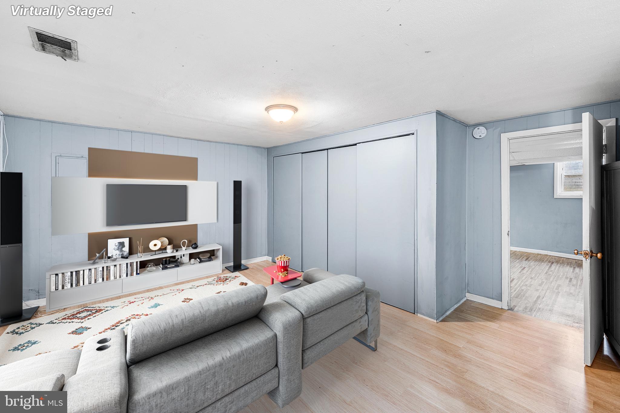 CHESTNUT WOODS - Residential