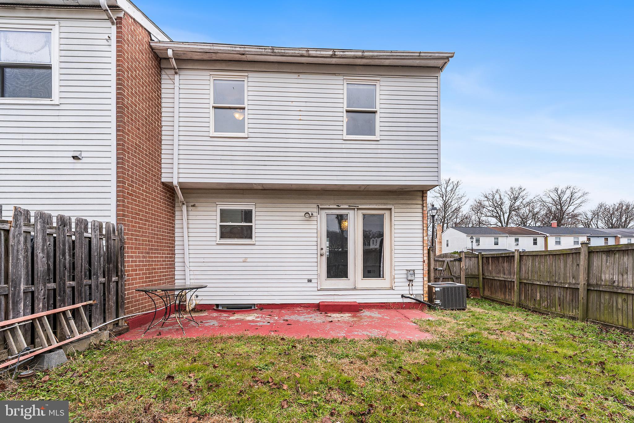 CHESTNUT WOODS - Residential