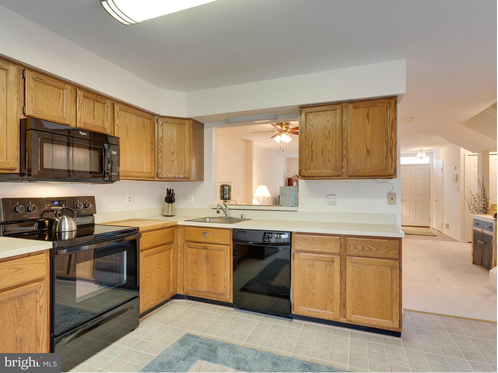 SPRINGFIELD OAKS - Residential