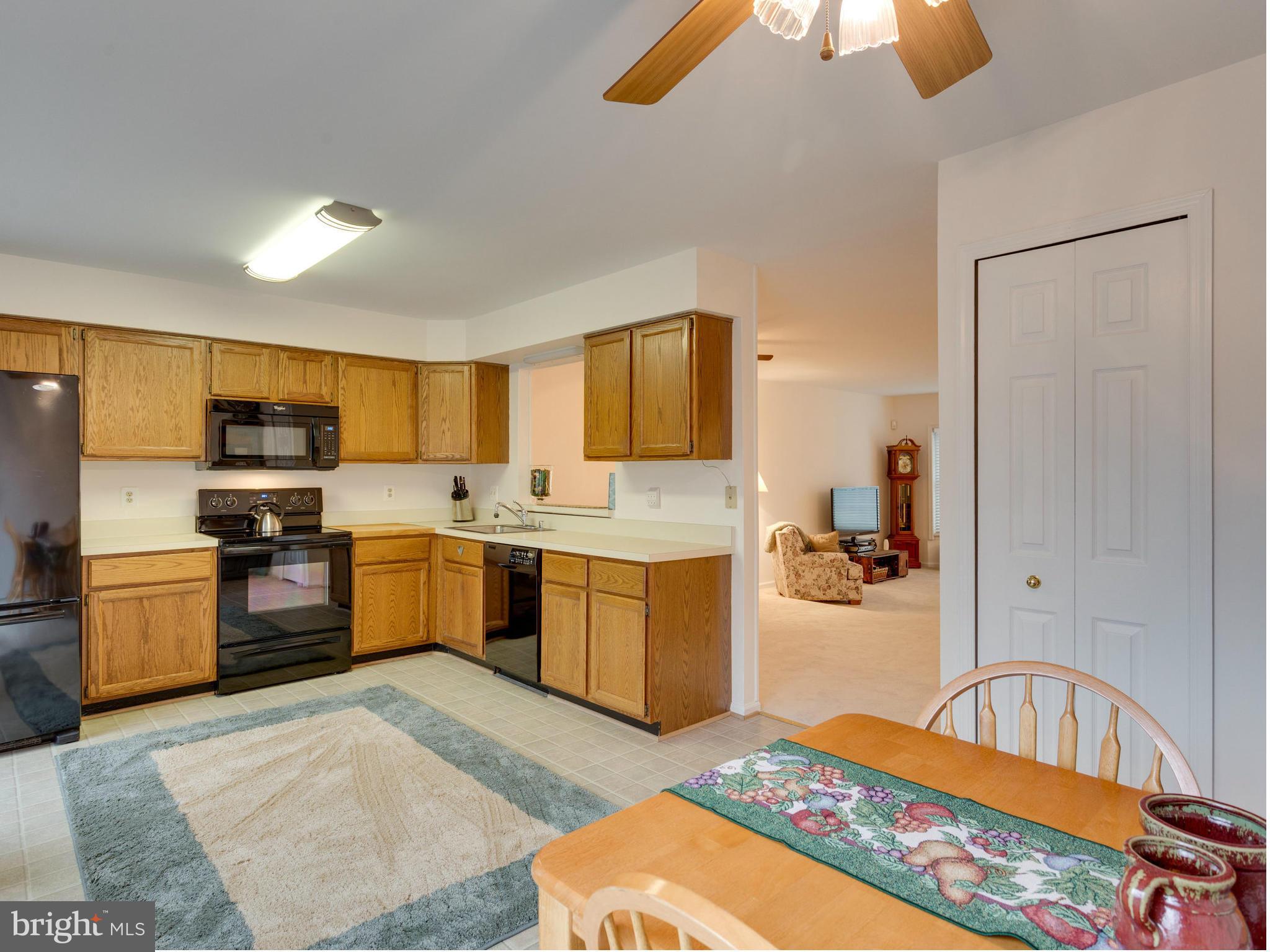 SPRINGFIELD OAKS - Residential