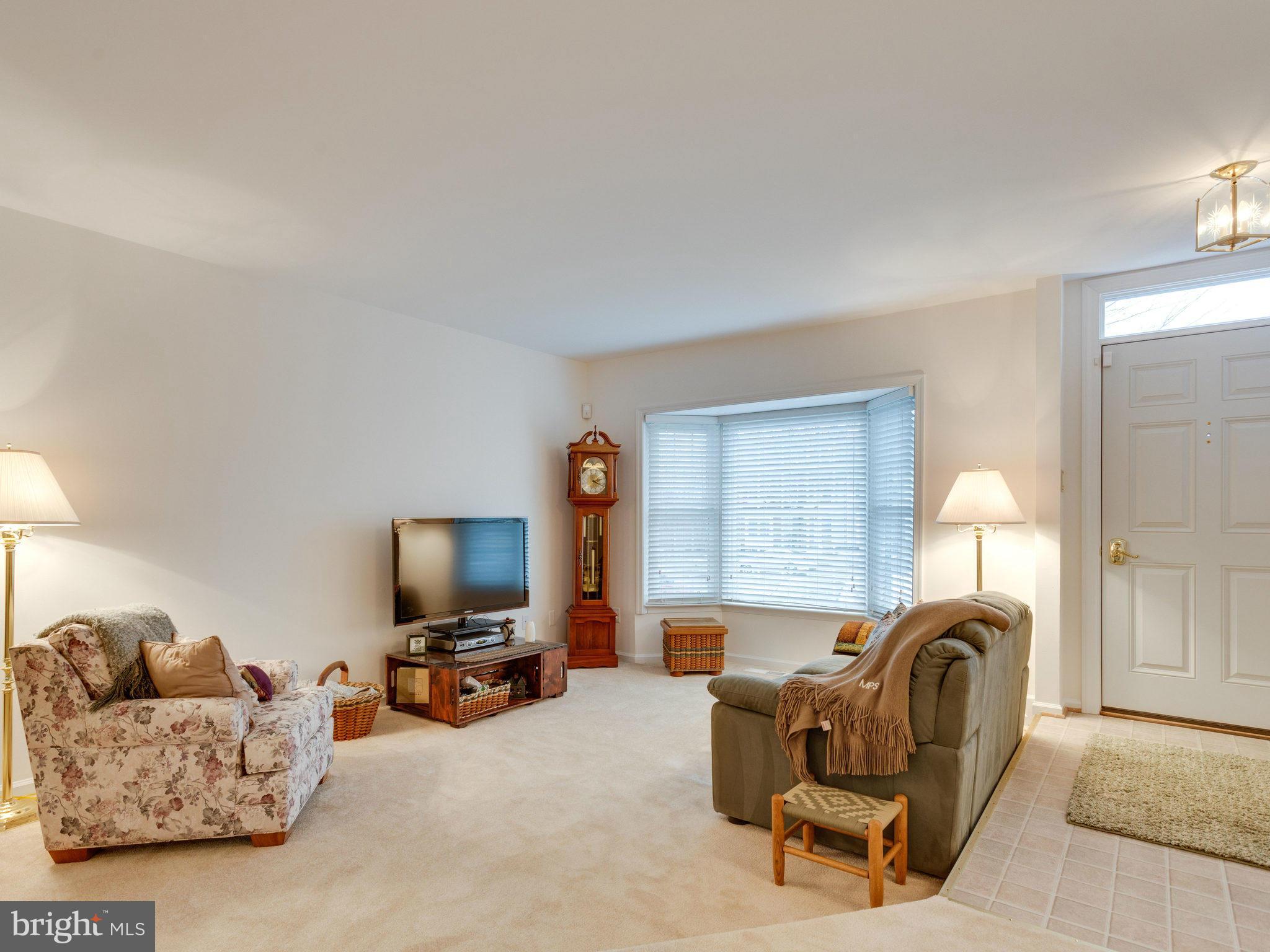 SPRINGFIELD OAKS - Residential