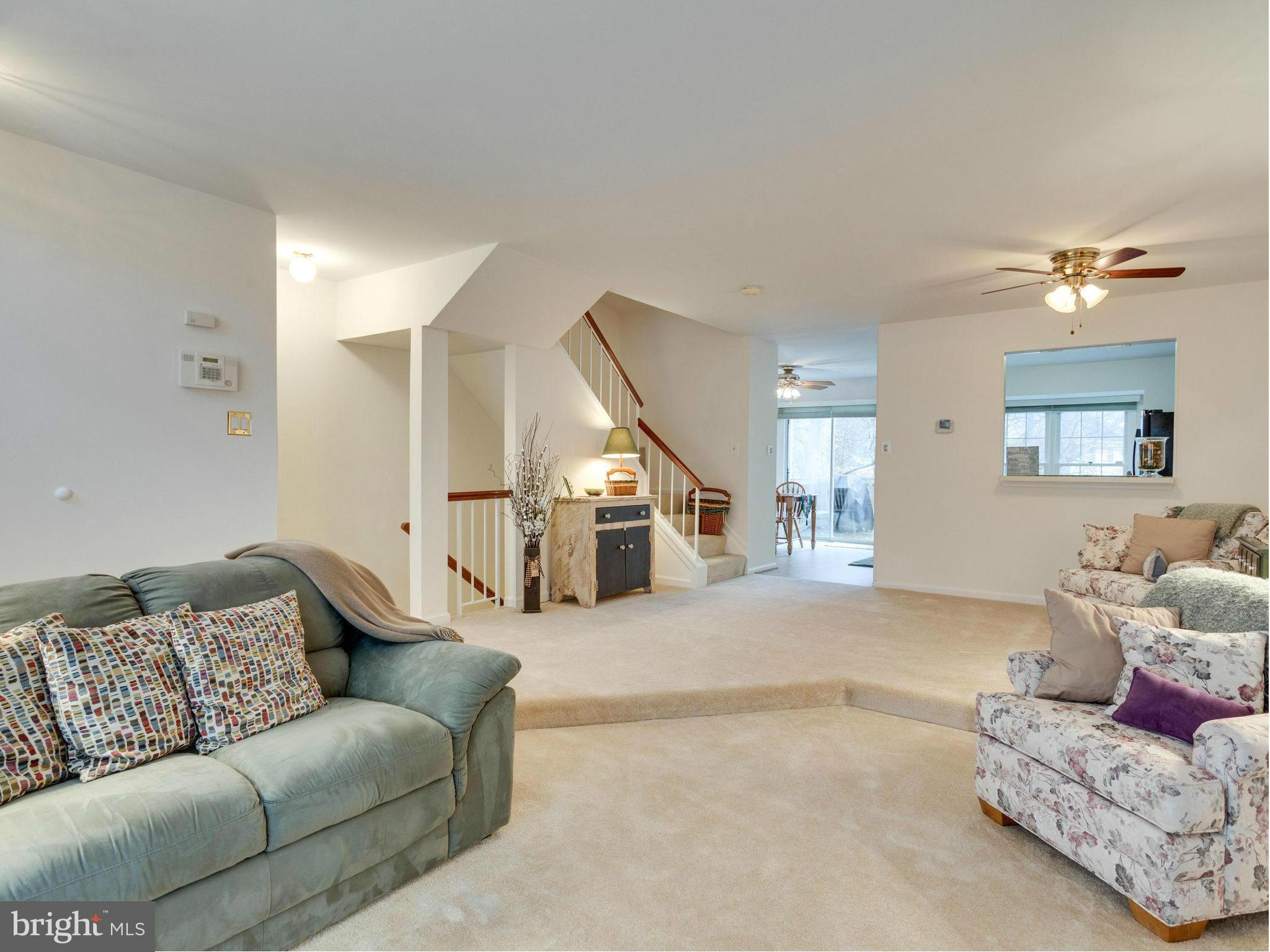 SPRINGFIELD OAKS - Residential