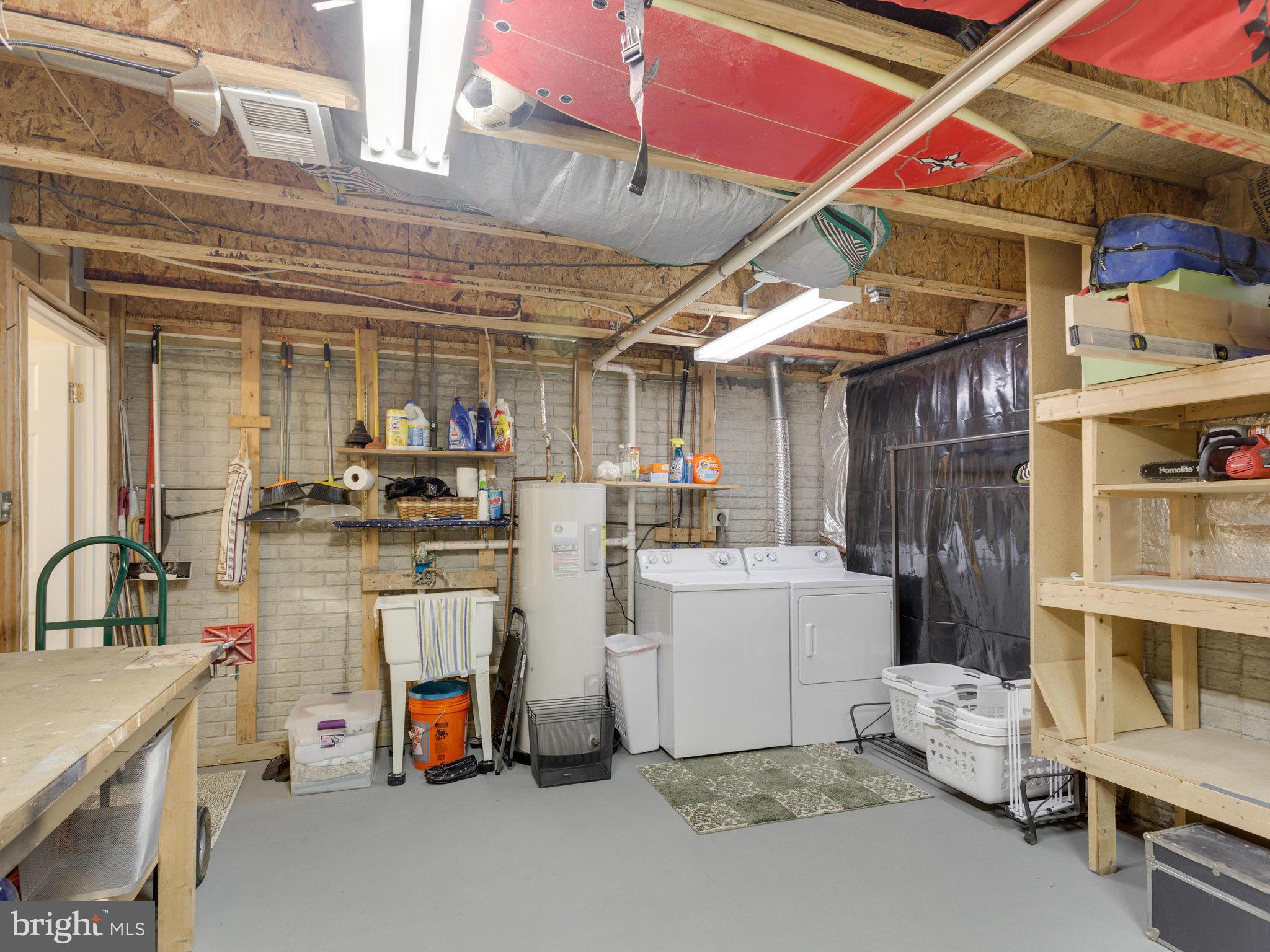 SPRINGFIELD OAKS - Residential