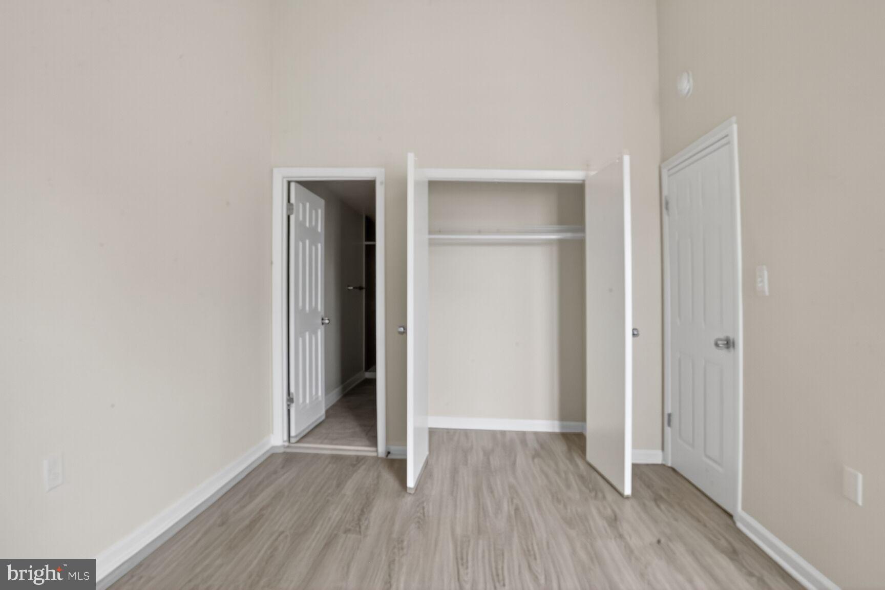 BARCLAY - GREENMOUNT - Residential Lease