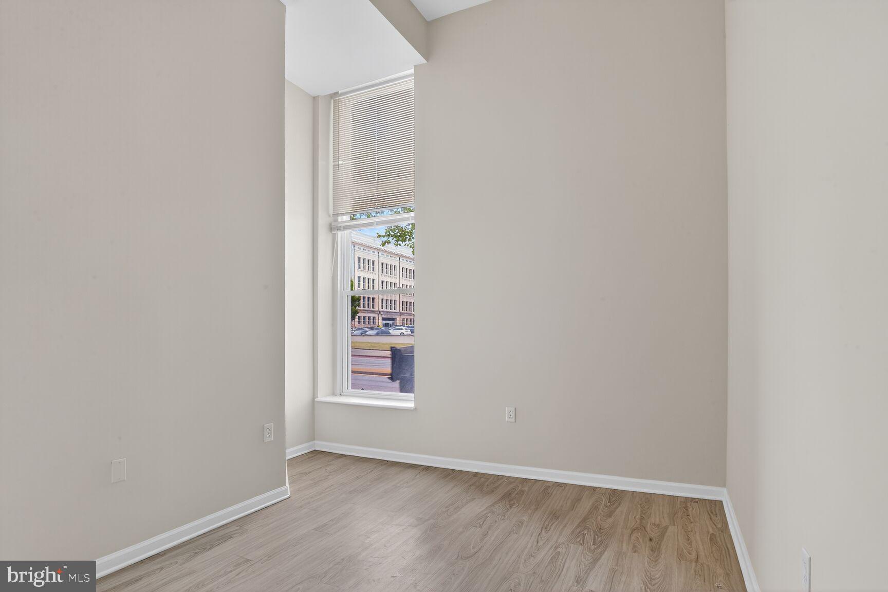 BARCLAY - GREENMOUNT - Residential Lease